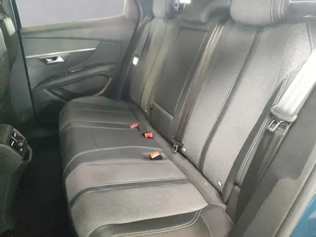 Peugeot 3008 view 13