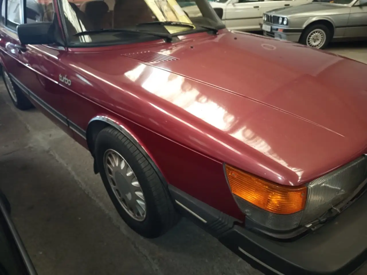 SAAB 900 Turbo Berlina Automático de 4 Puertas, foto 9