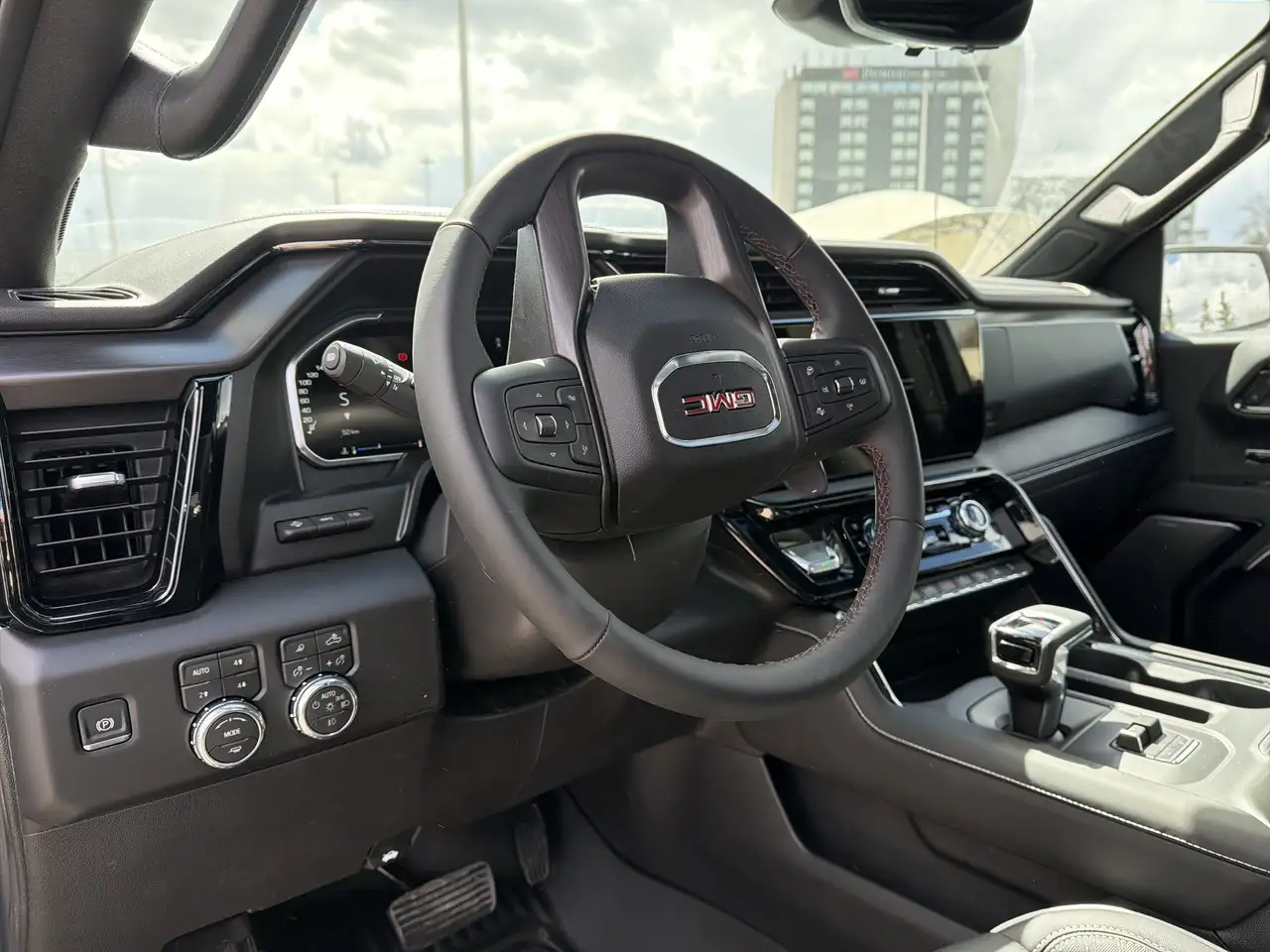 GMC Sierra 1500 photo GMC Sierra 1500