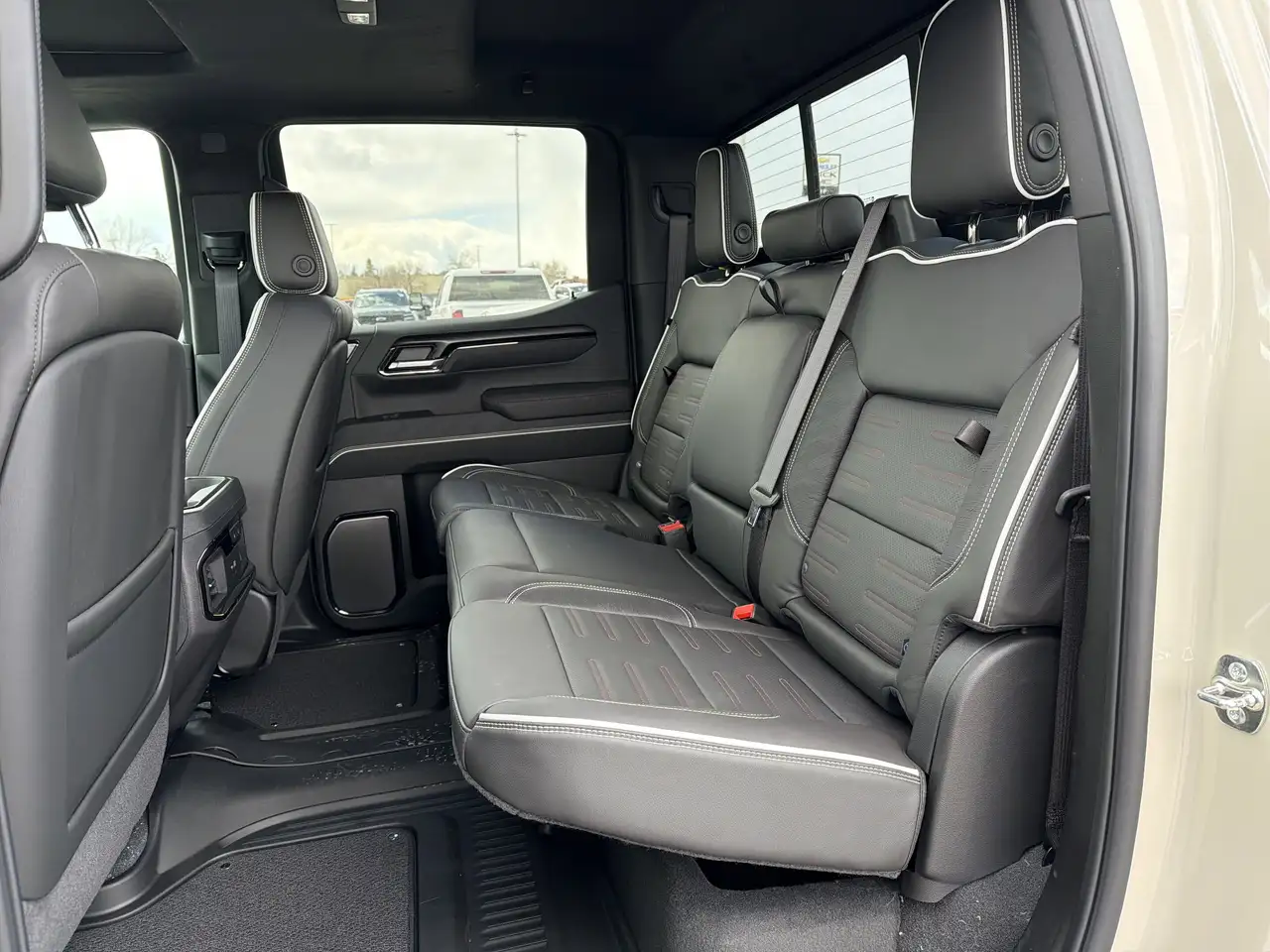 GMC Sierra 1500 photo GMC Sierra 1500