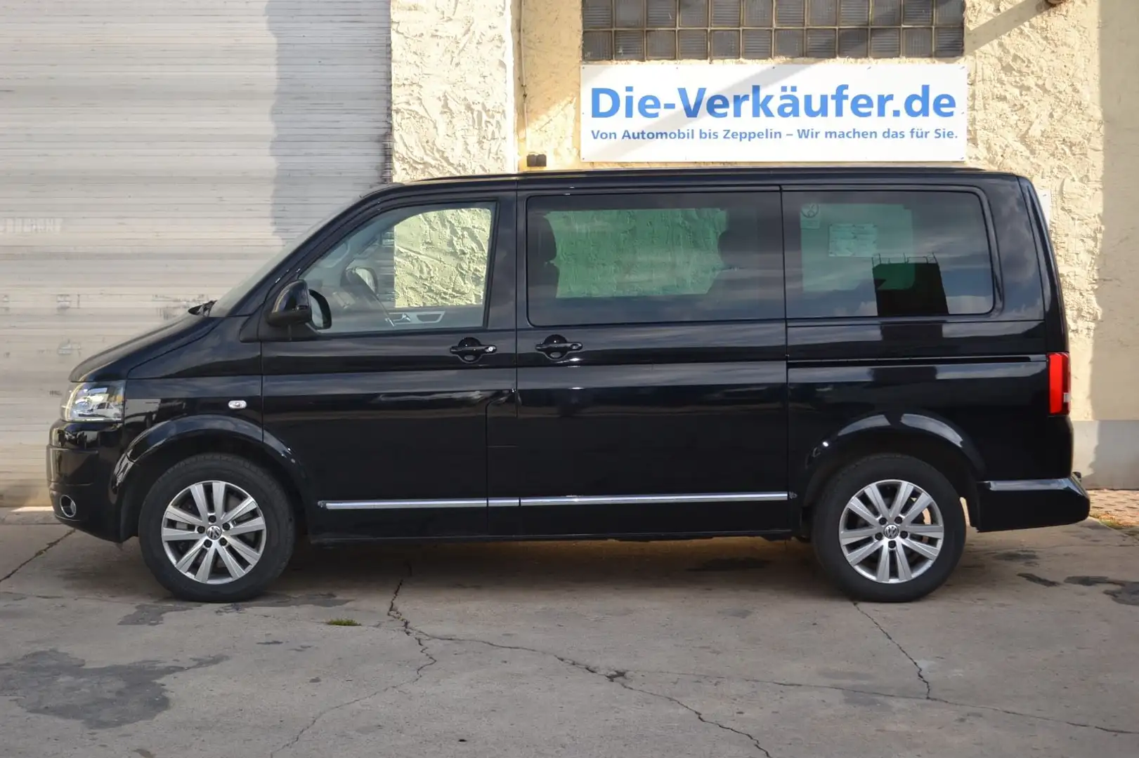 Volkswagen T6 Multivan 1.Hand Automatik 4motion MOTOR NEU Schwarz - 2