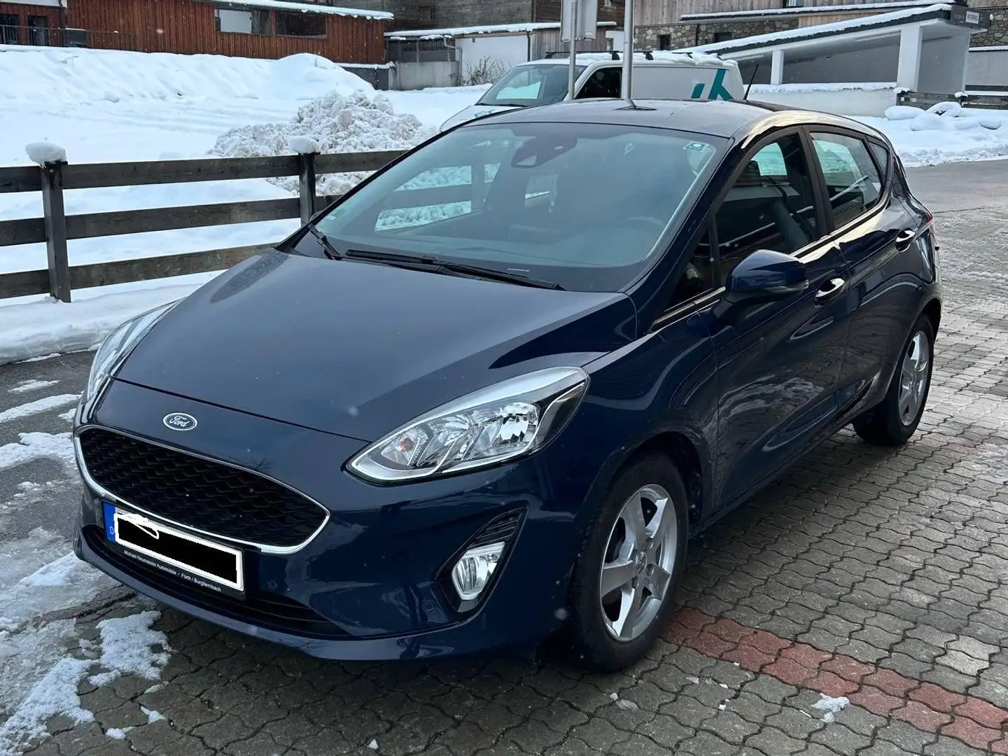 Ford Fiesta Fiesta Active Plus 1,5 TDCi Start/StopActive Plus Blau - 1