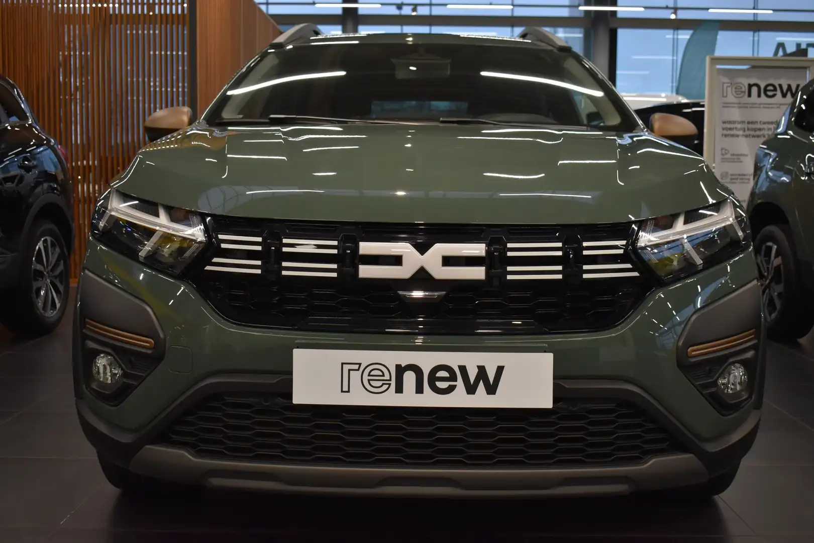 Dacia Jogger Extreme HYBRID 7PL./Valckenier Gent Groen - 2