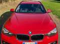 BMW 320 Serie 3 F31 2015 Touring 320d Touring xdrive auto Rood - thumbnail 4