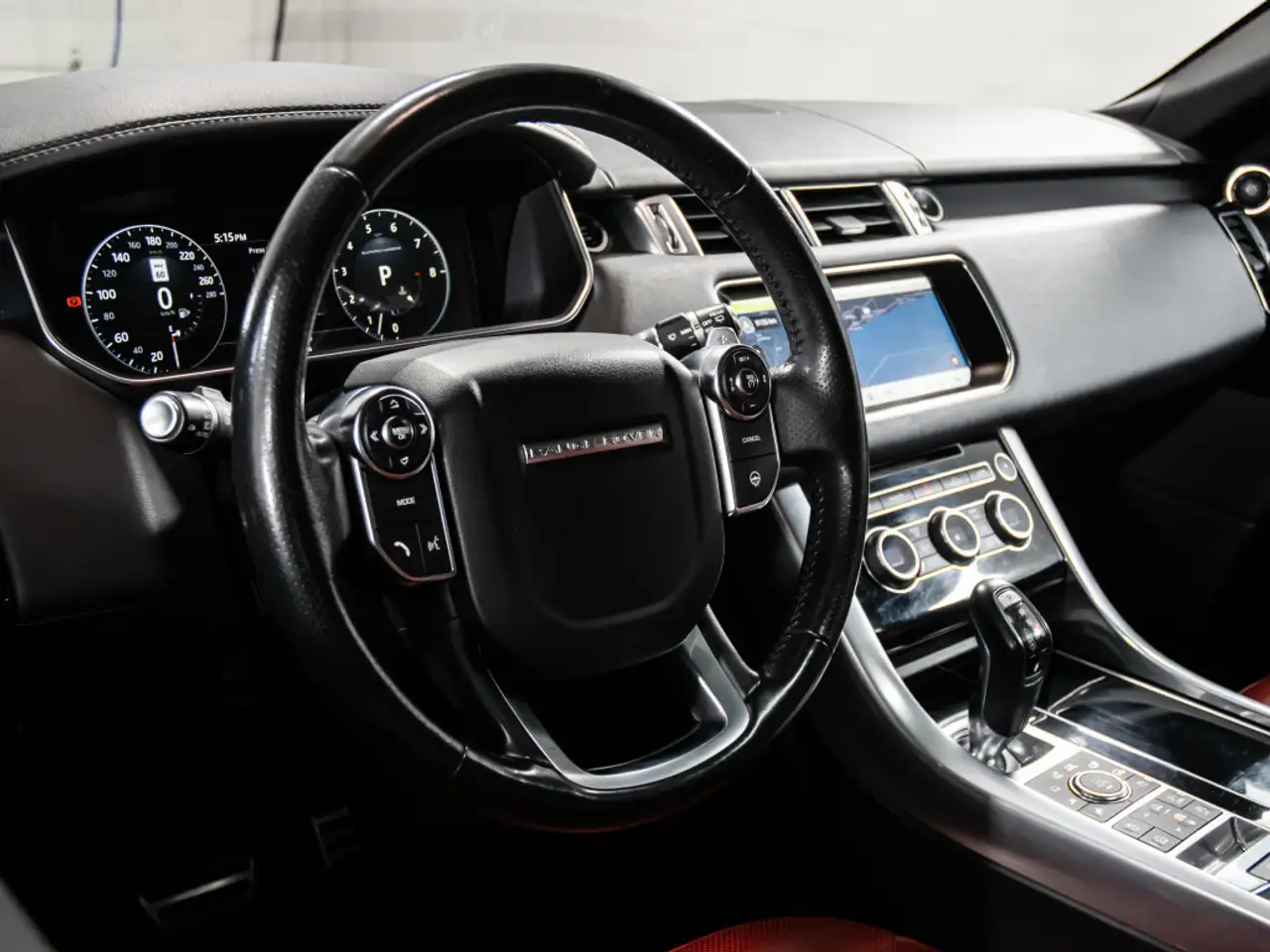Land Rover Range Rover Sport снимка Land Rover Range Rover Sport