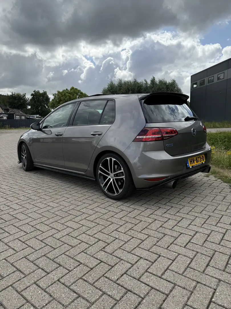 Volkswagen Golf 1.4 TSI GTE Grijs - 1
