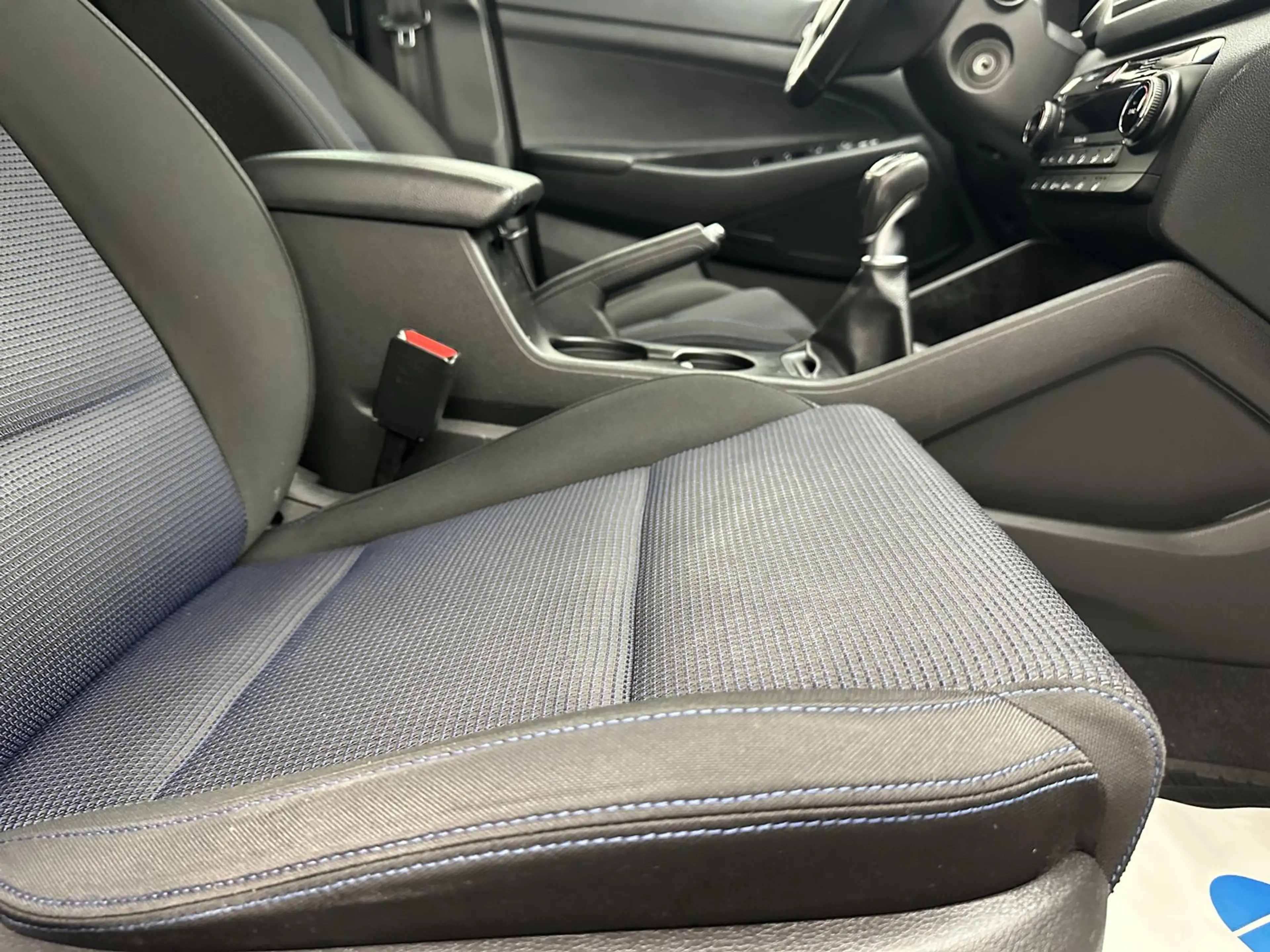 Hyundai TUCSON blue Intro Edition 2WD "NAVI-CAM-SITZH" — photo 9