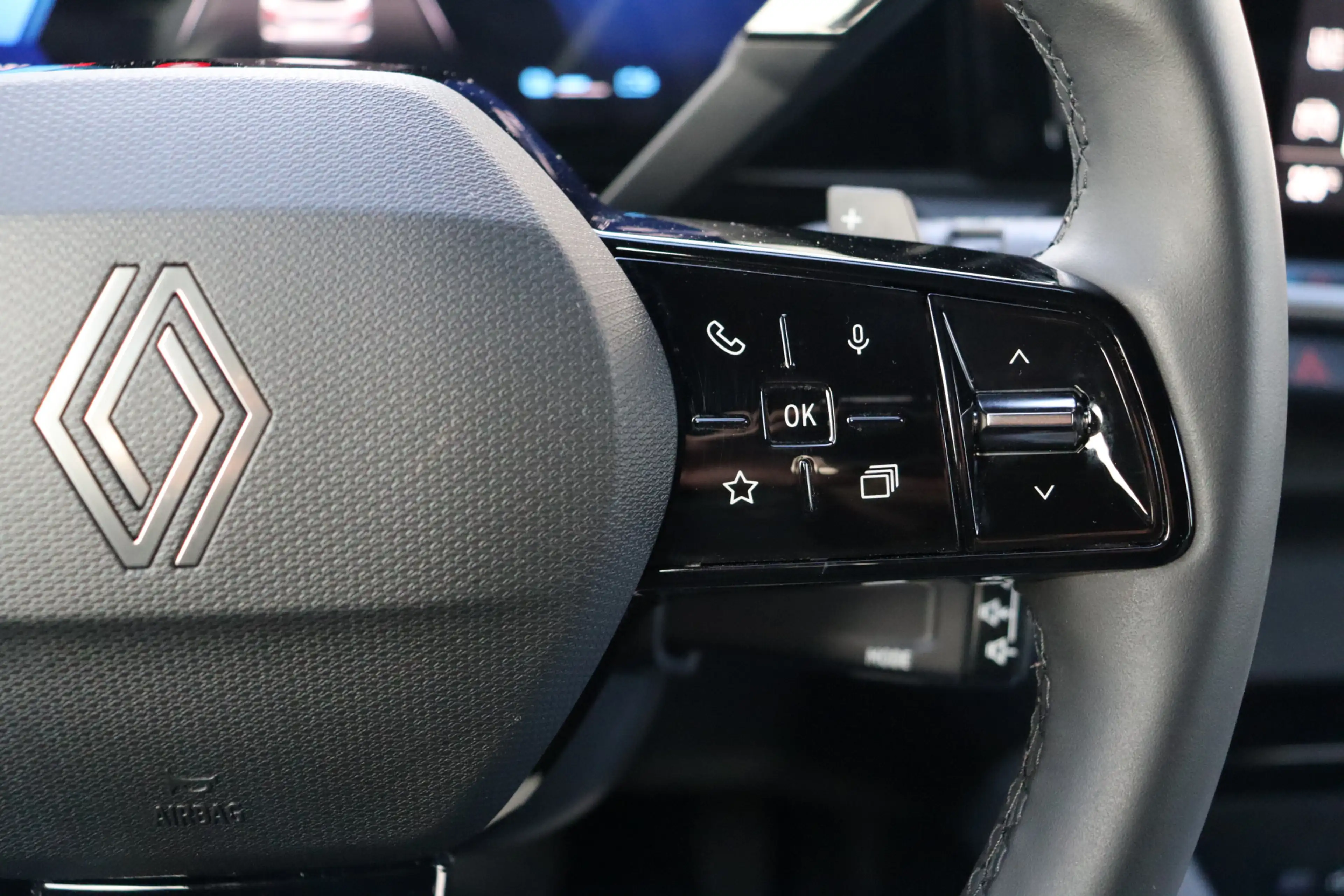 Renault Austral 1.2 E-Tech full hybrid 200 evolution FACELIFT | Ad — photo 11