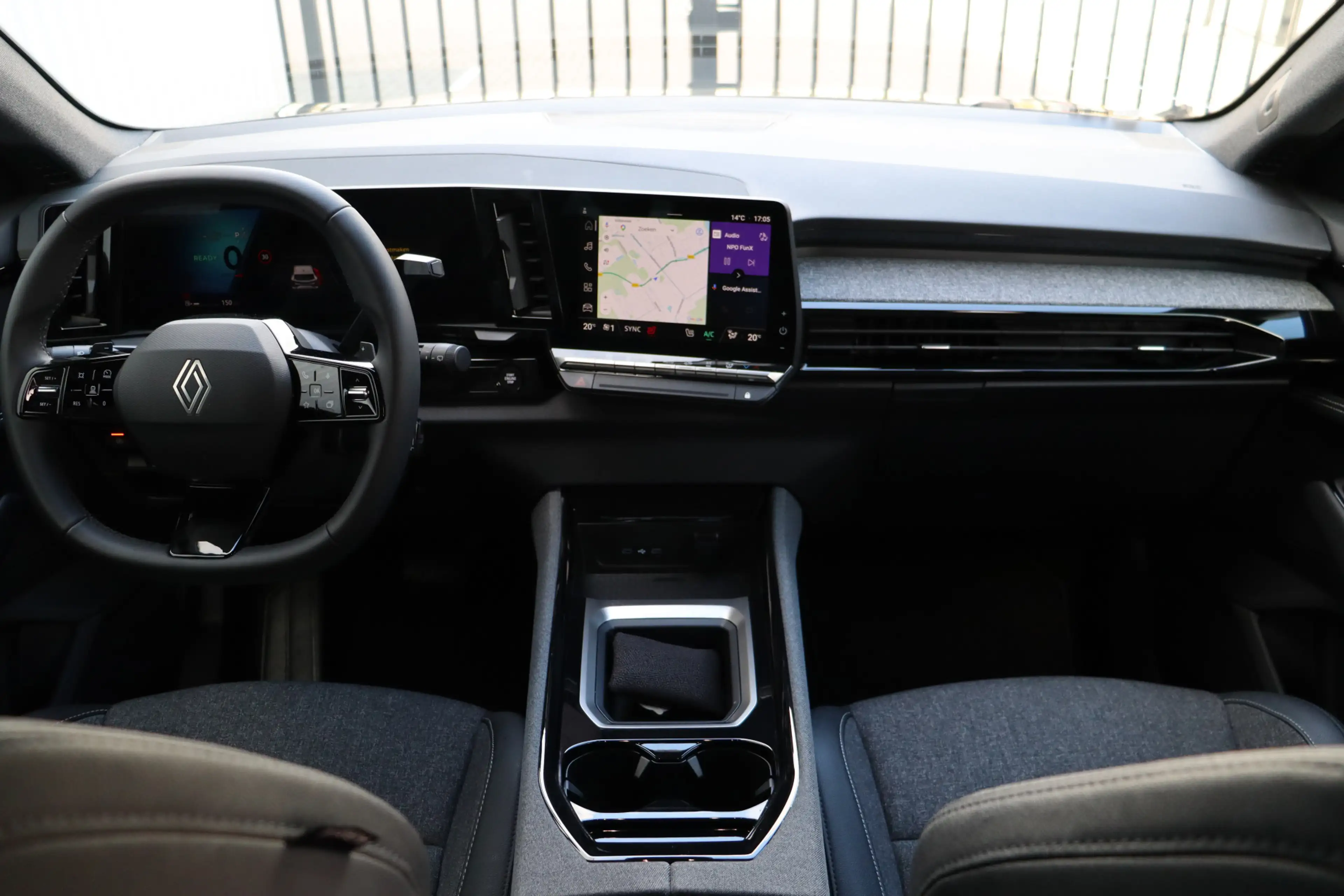 Renault Austral 1.2 E-Tech full hybrid 200 evolution FACELIFT | Ad — photo 2