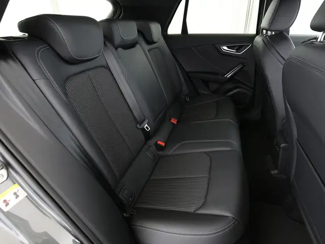 Audi Q2 view 15
