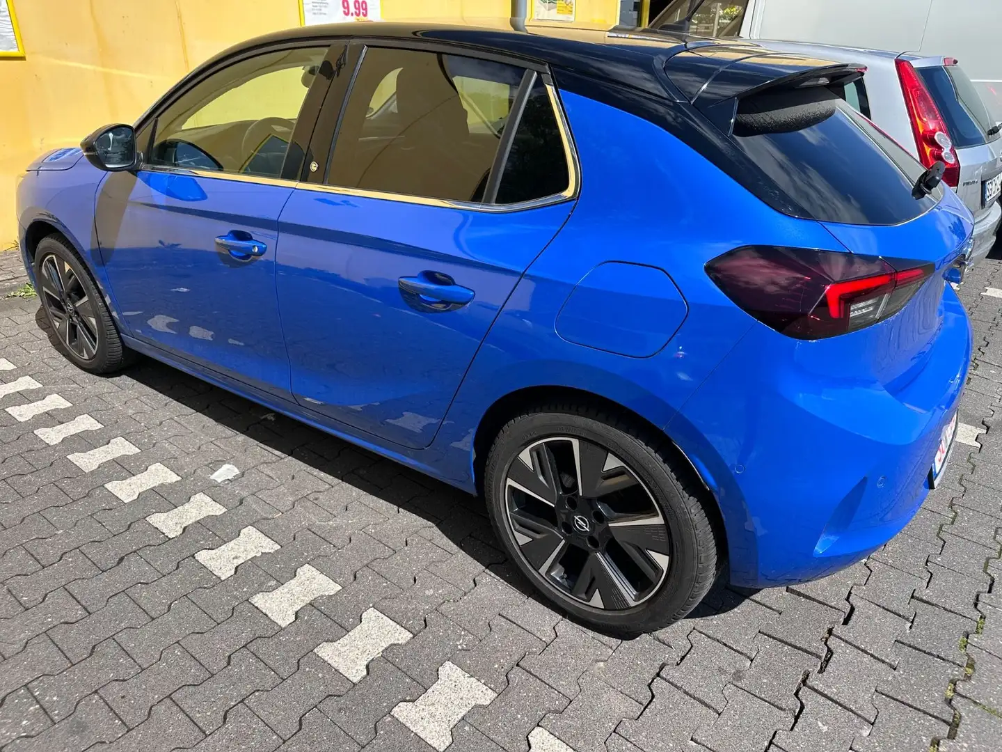 Opel Corsa F e First Edition/11KW/PDC/Alu17/Klima Blauw - 2