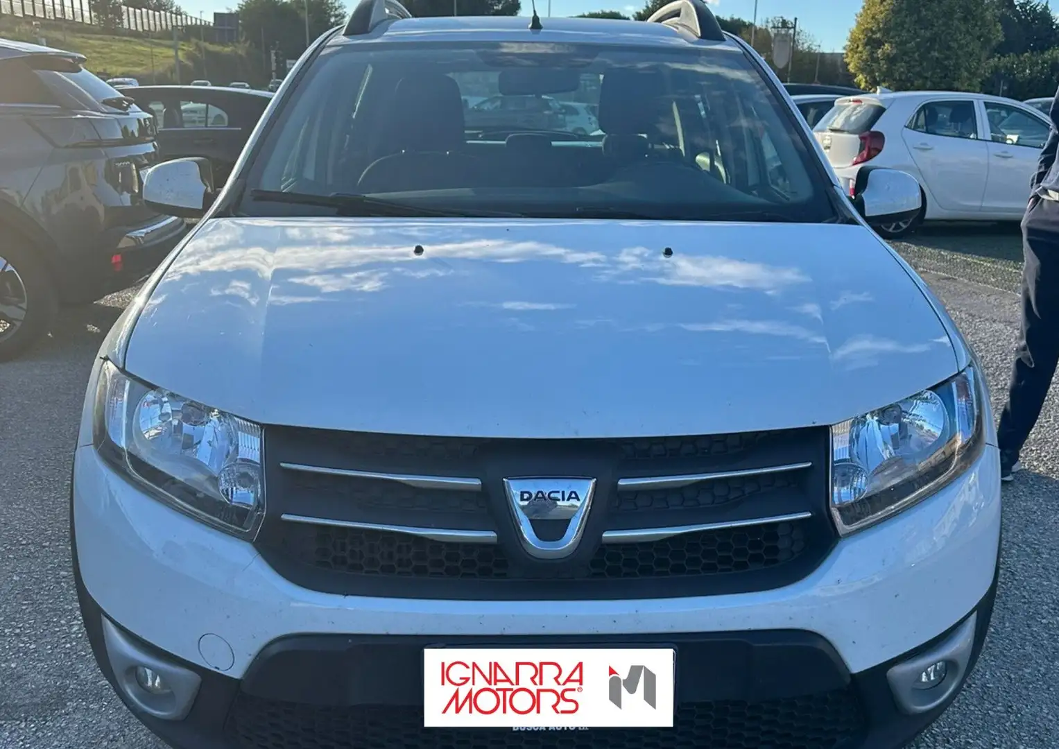 Dacia Sandero Sandero Stepway 0.9 tce (prestige) Gpl s FE570YH Blanc - 2
