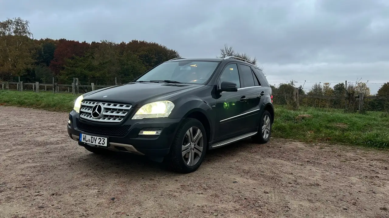 Mercedes-Benz ML 300