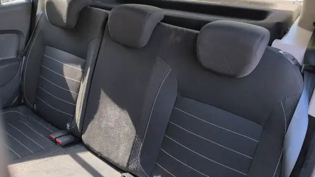 Dacia Sandero view 9