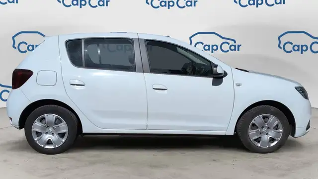 Dacia Sandero view 4
