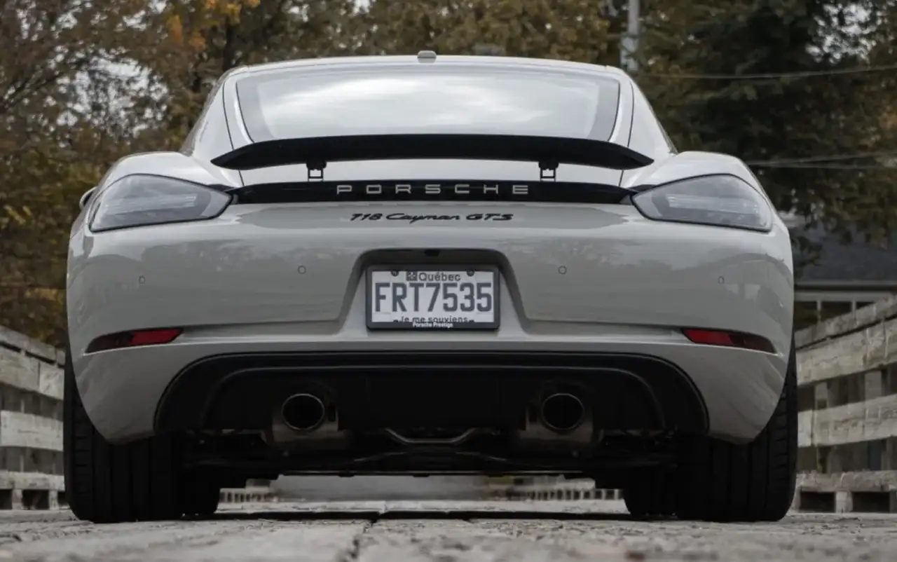 2021 Porsche 718 Cayman