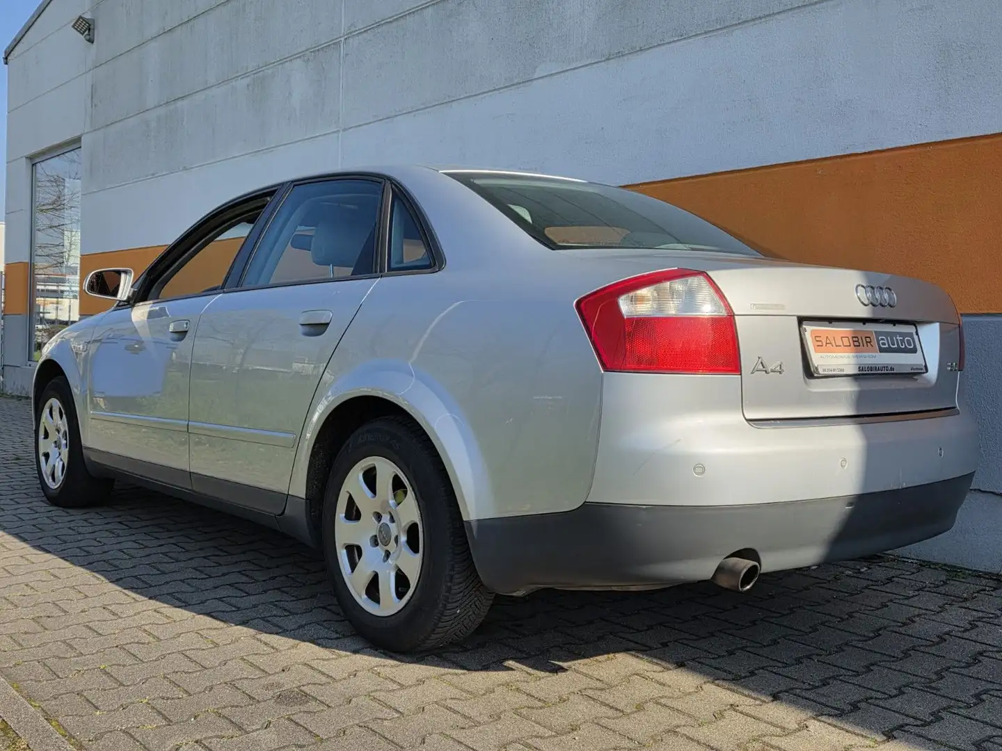 Audi A4 2.0 Limo Automatik Klimaauto Silber - 2
