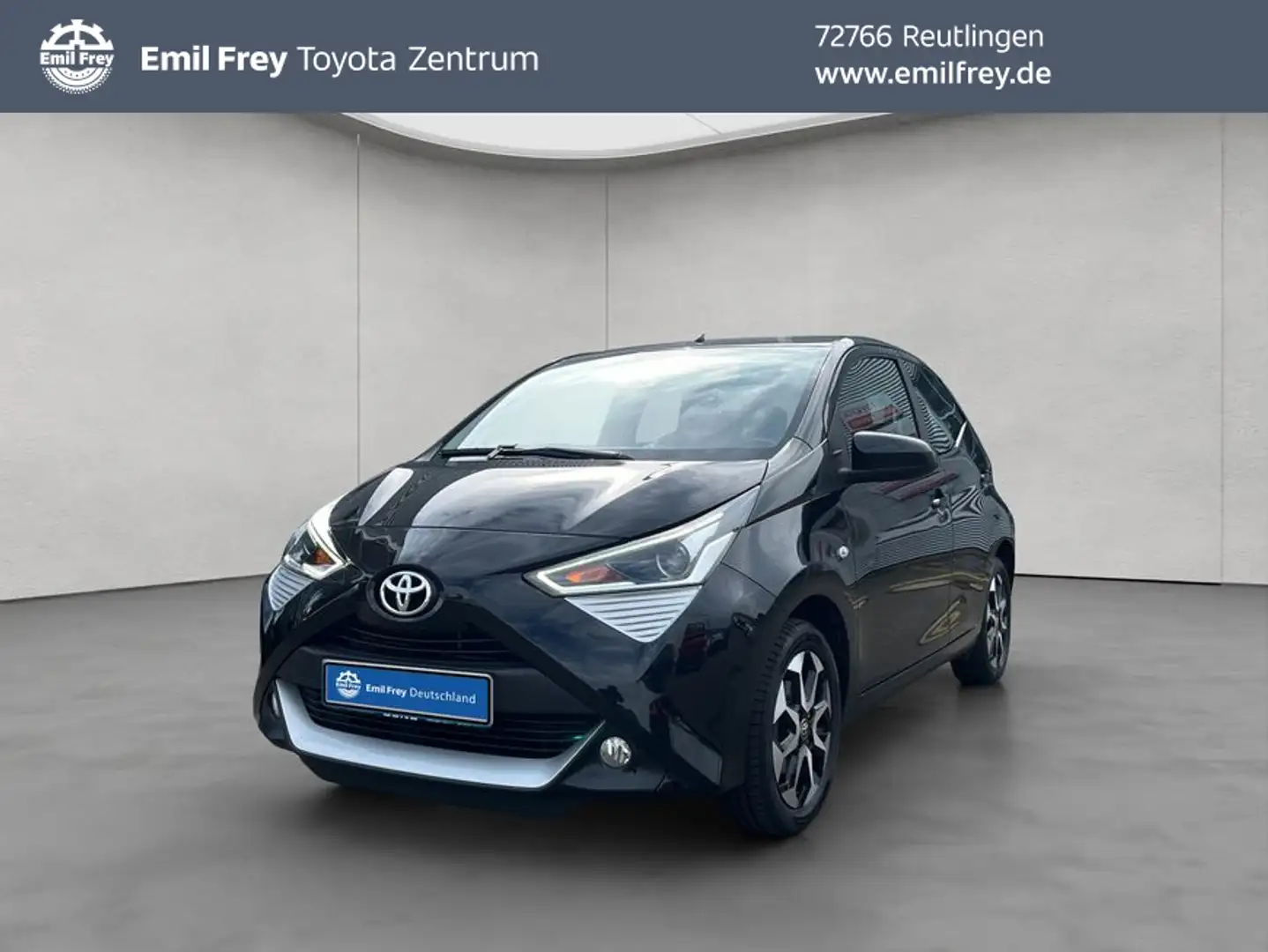 Toyota Aygo X x-play connect Negro - 1