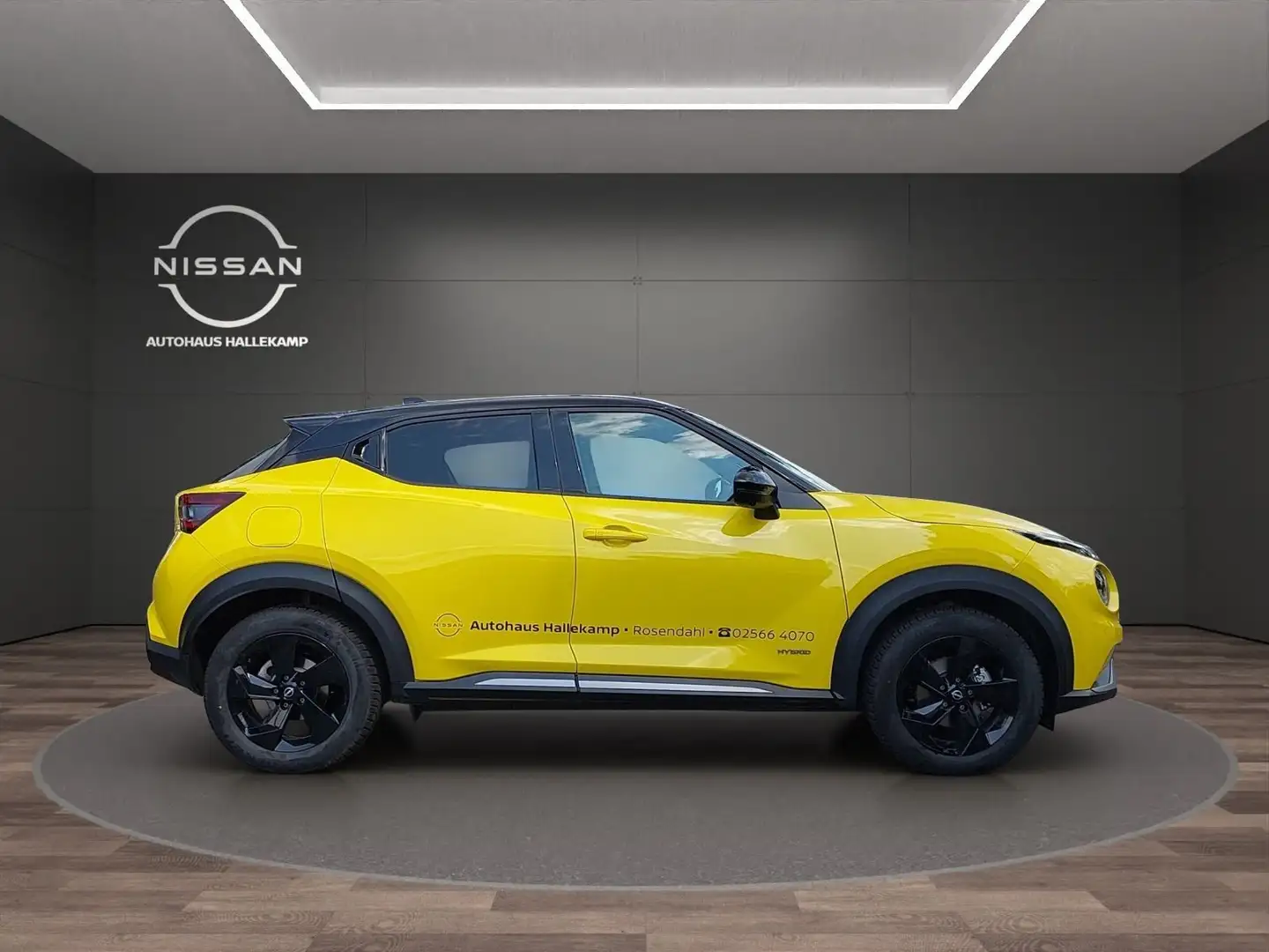 Nissan Juke N-Design 1.6 Hybrid 4AMT Giallo - 2