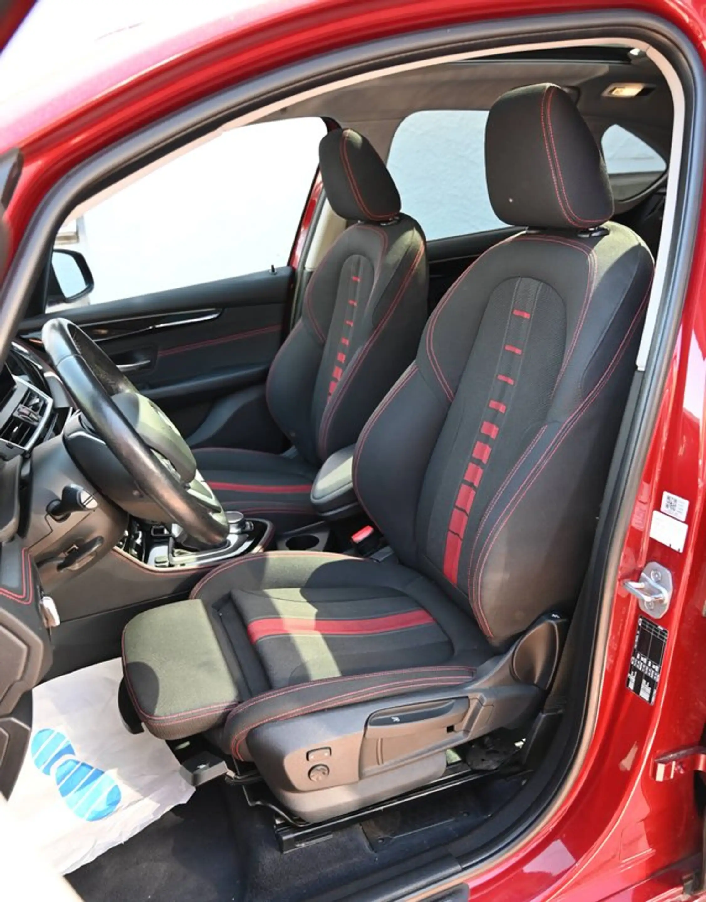BMW 220 i Active Tourer Sport StandHz*HUD*PANO*Kamer — photo 12