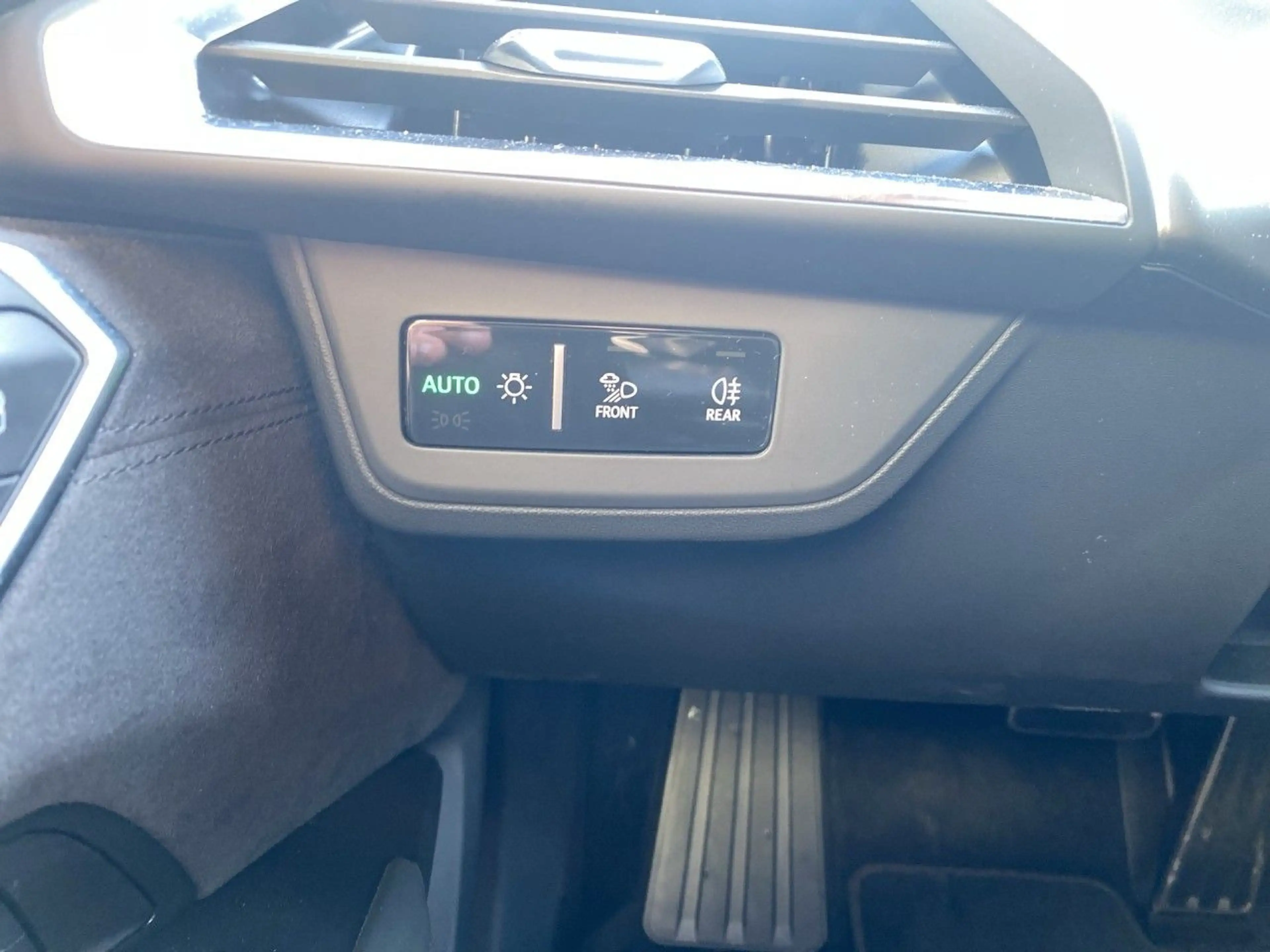 Audi RS e-tron GT 440 kW HUD B&O KERAMIK PANO LASER Klima Navi — photo 14