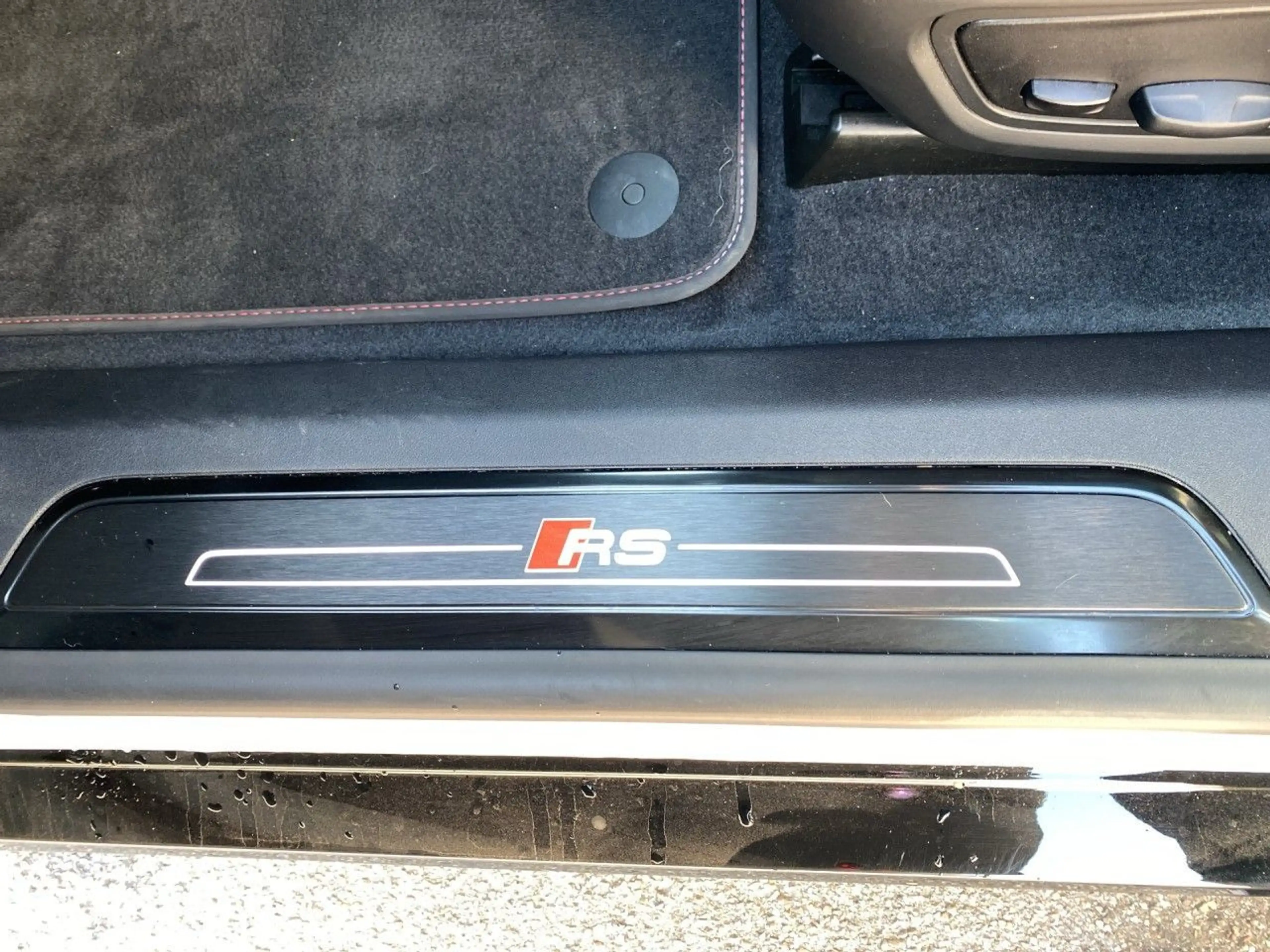Audi RS e-tron GT 440 kW HUD B&O KERAMIK PANO LASER Klima Navi — photo 12