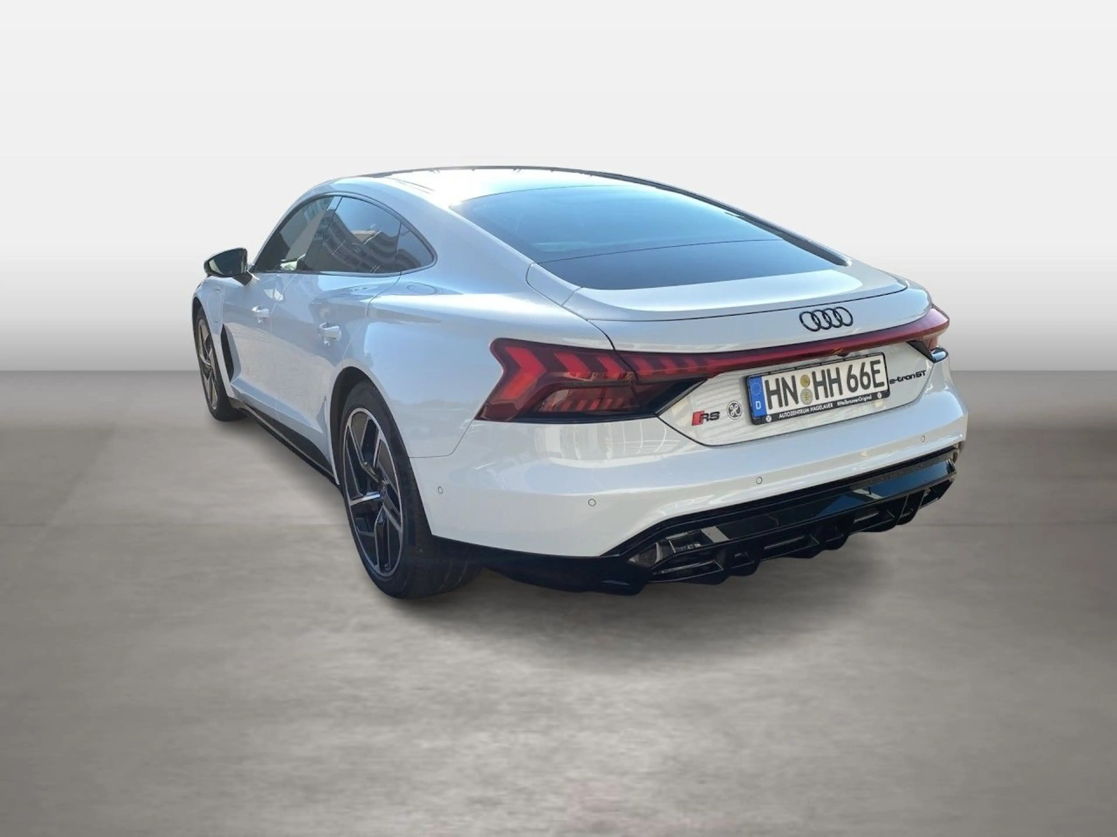 Audi RS e-tron GT 440 kW HUD B&O KERAMIK PANO LASER Klima Navi — photo 4