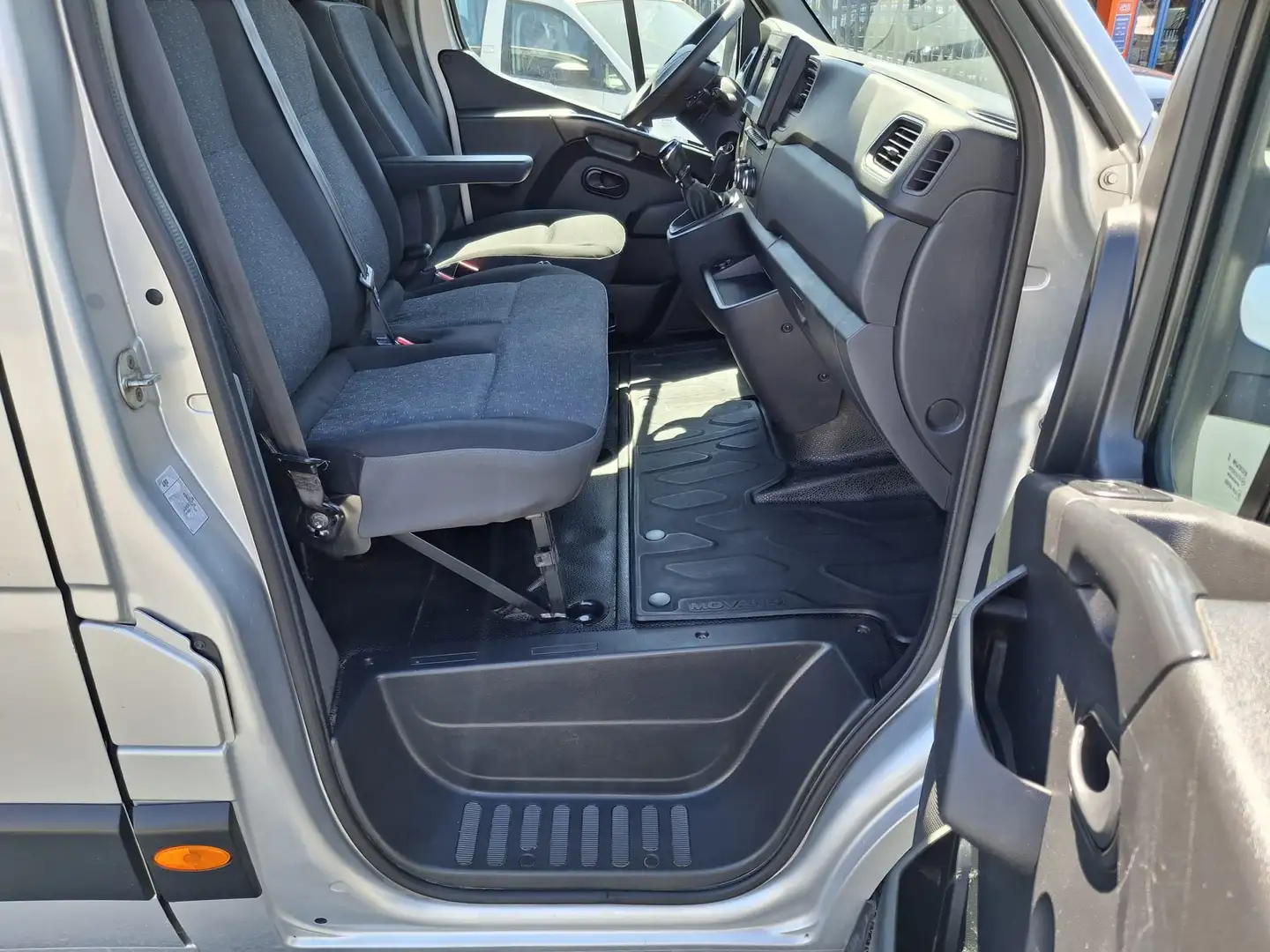 Opel Movano 2.3 L3H2 Argintiu - 2