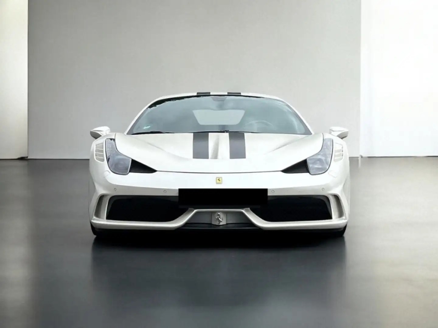 Ferrari 458 Speciale Blanco - 1