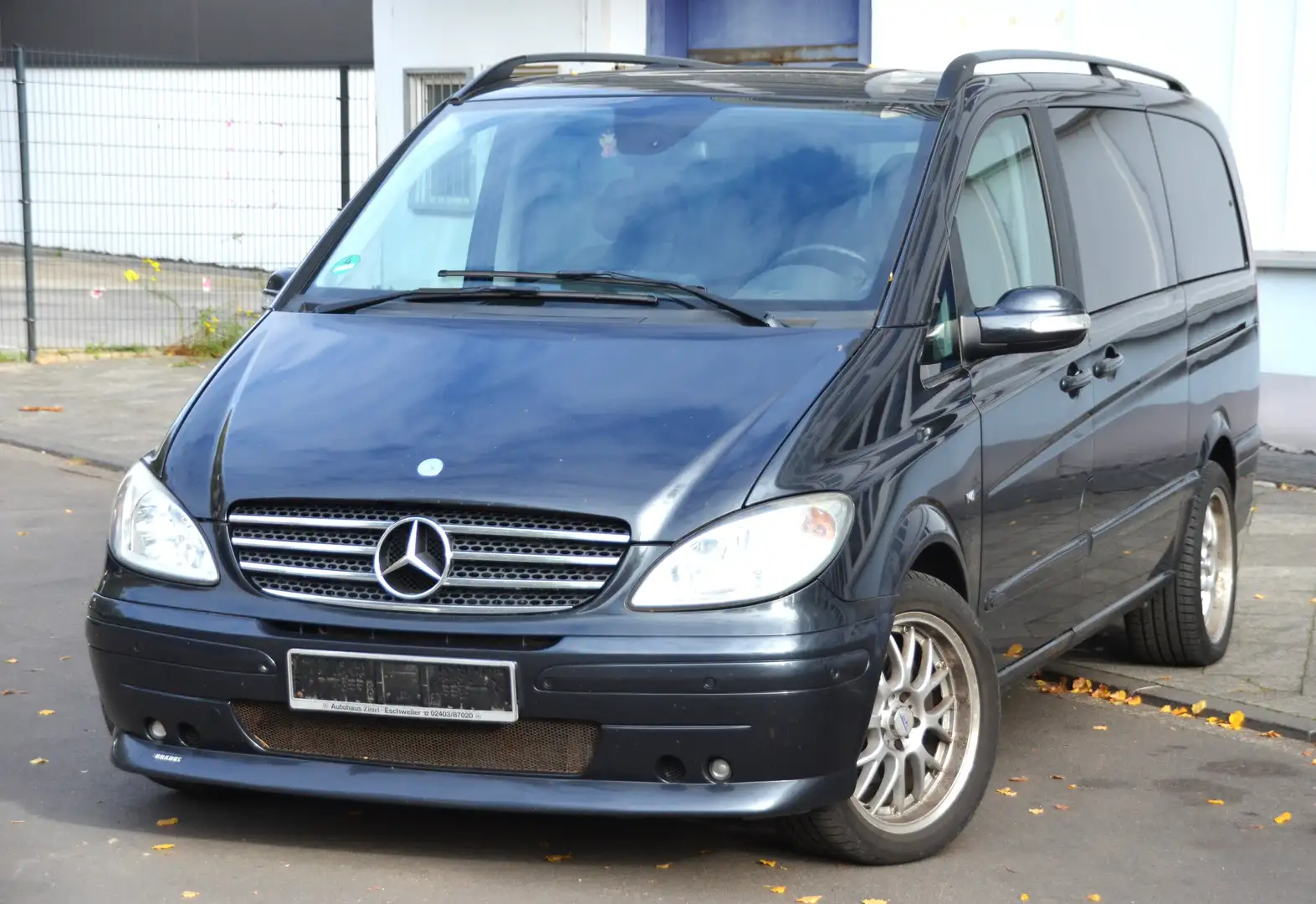 Mercedes-Benz Viano 3.0 CDI lang 7 Sitzer/1.Hand/ S-Dach/Pano/VOLL Schwarz - 1