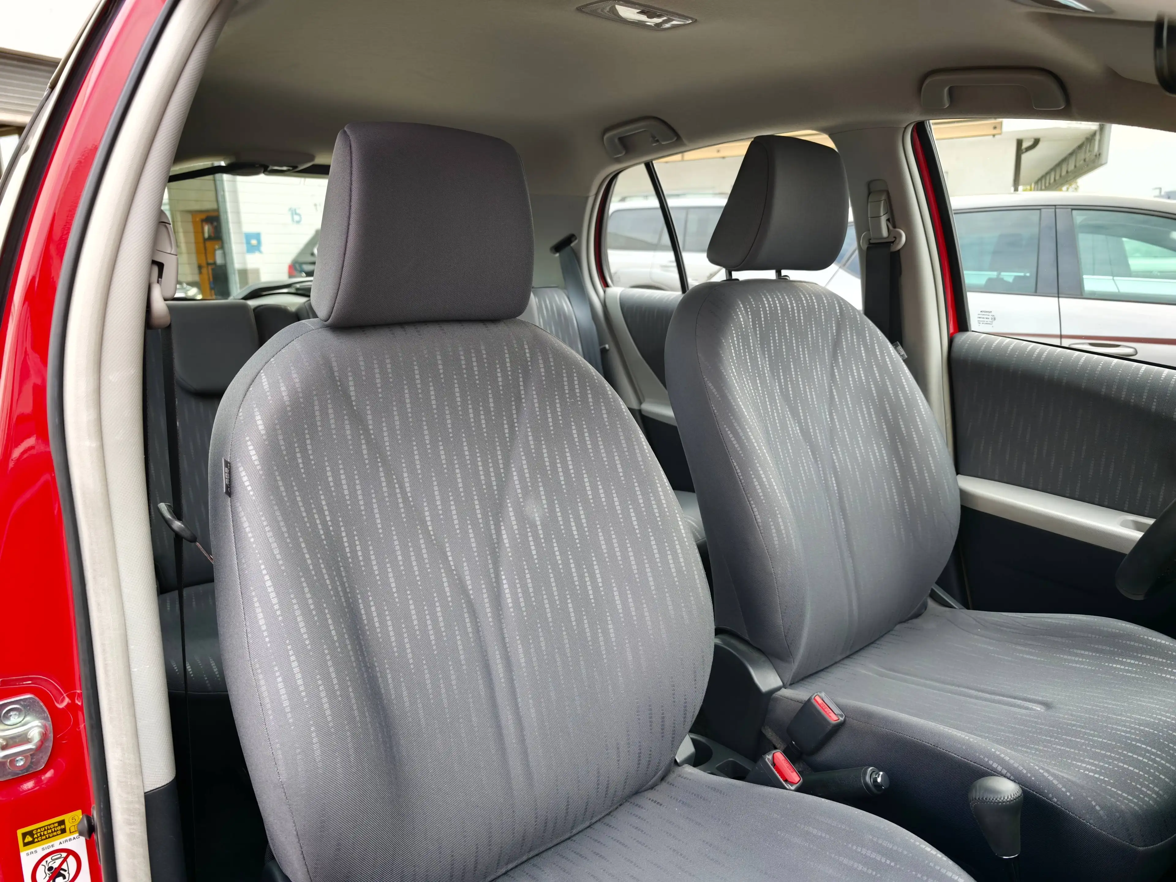 Toyota Yaris Sol 1. Hand  Automatik Klima Top Zustand — photo 15