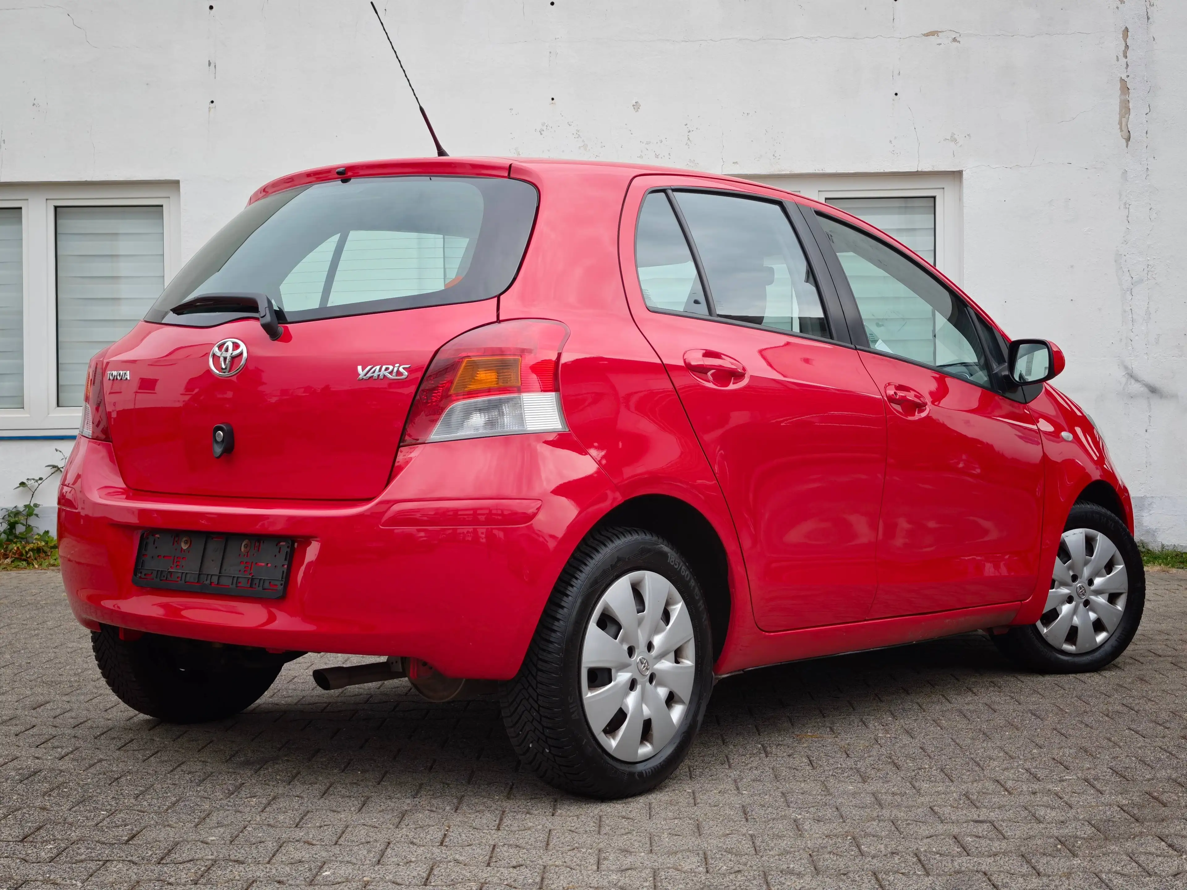 Toyota Yaris Sol 1. Hand  Automatik Klima Top Zustand — photo 13