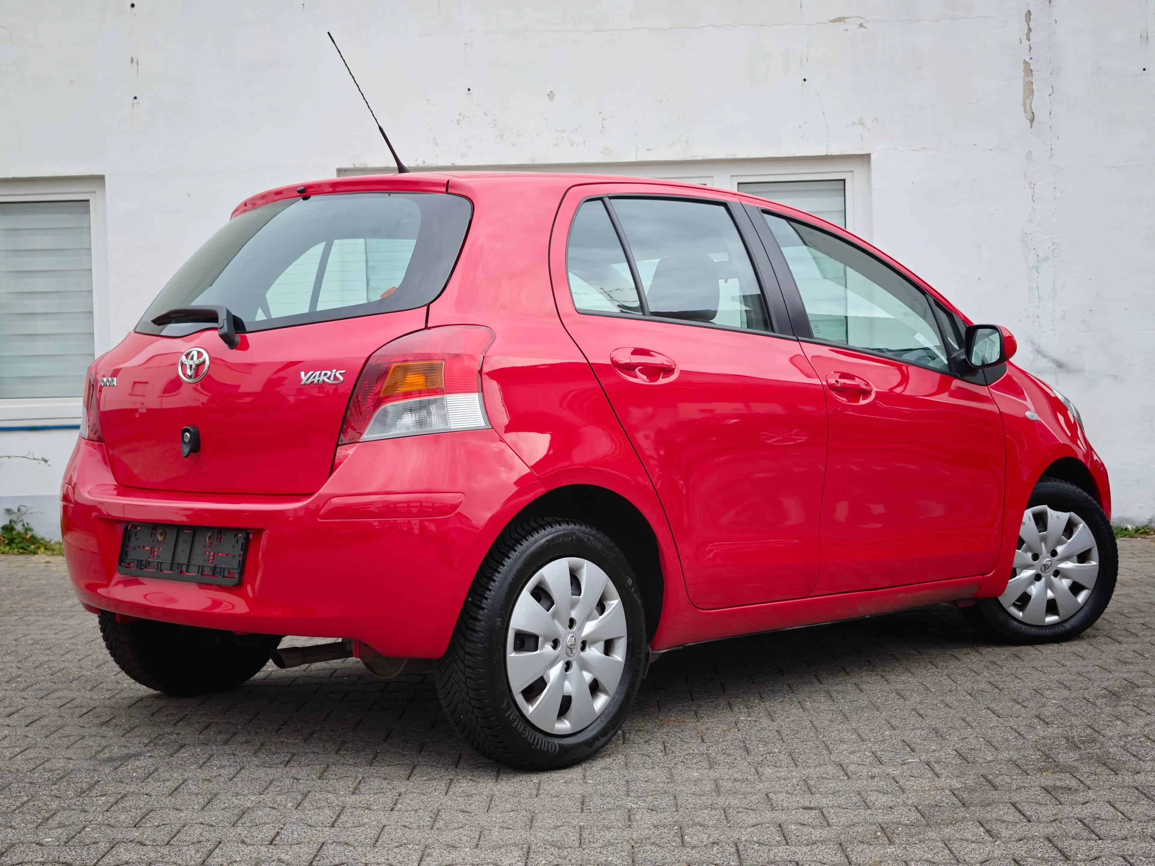 Toyota Yaris Sol 1. Hand  Automatik Klima Top Zustand — photo 2