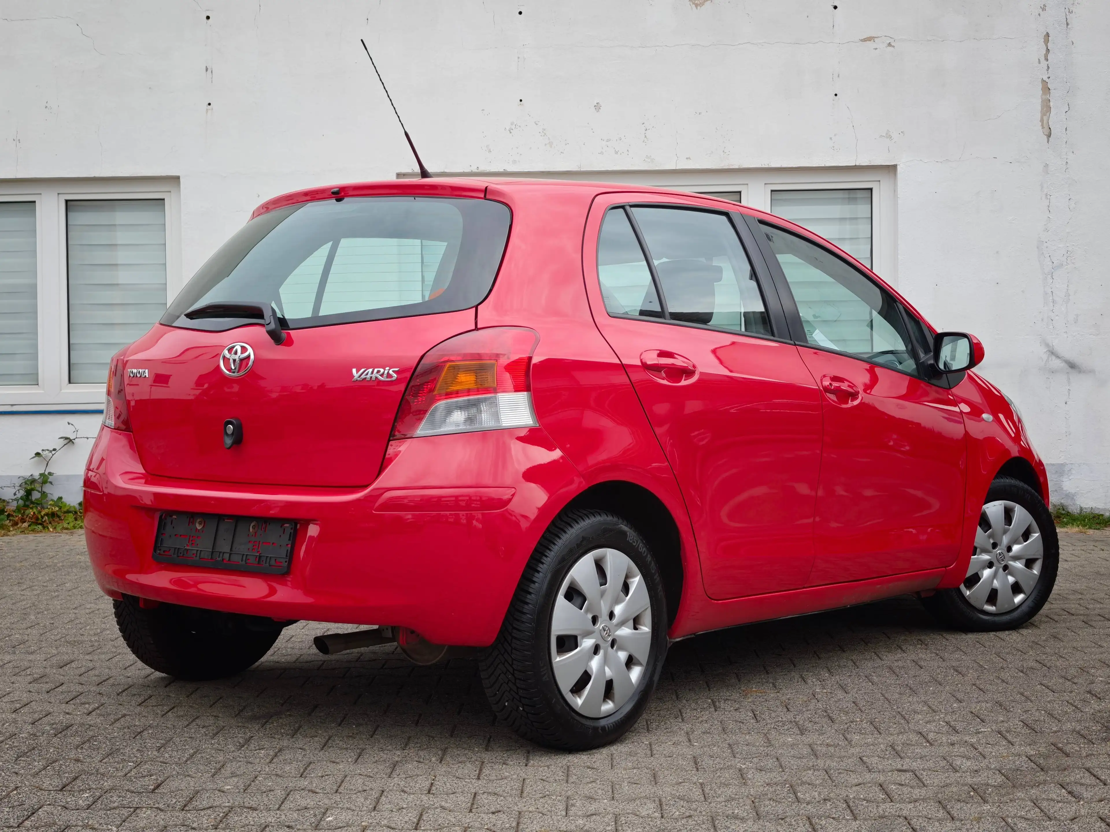 Toyota Yaris Sol 1. Hand  Automatik Klima Top Zustand — photo 8