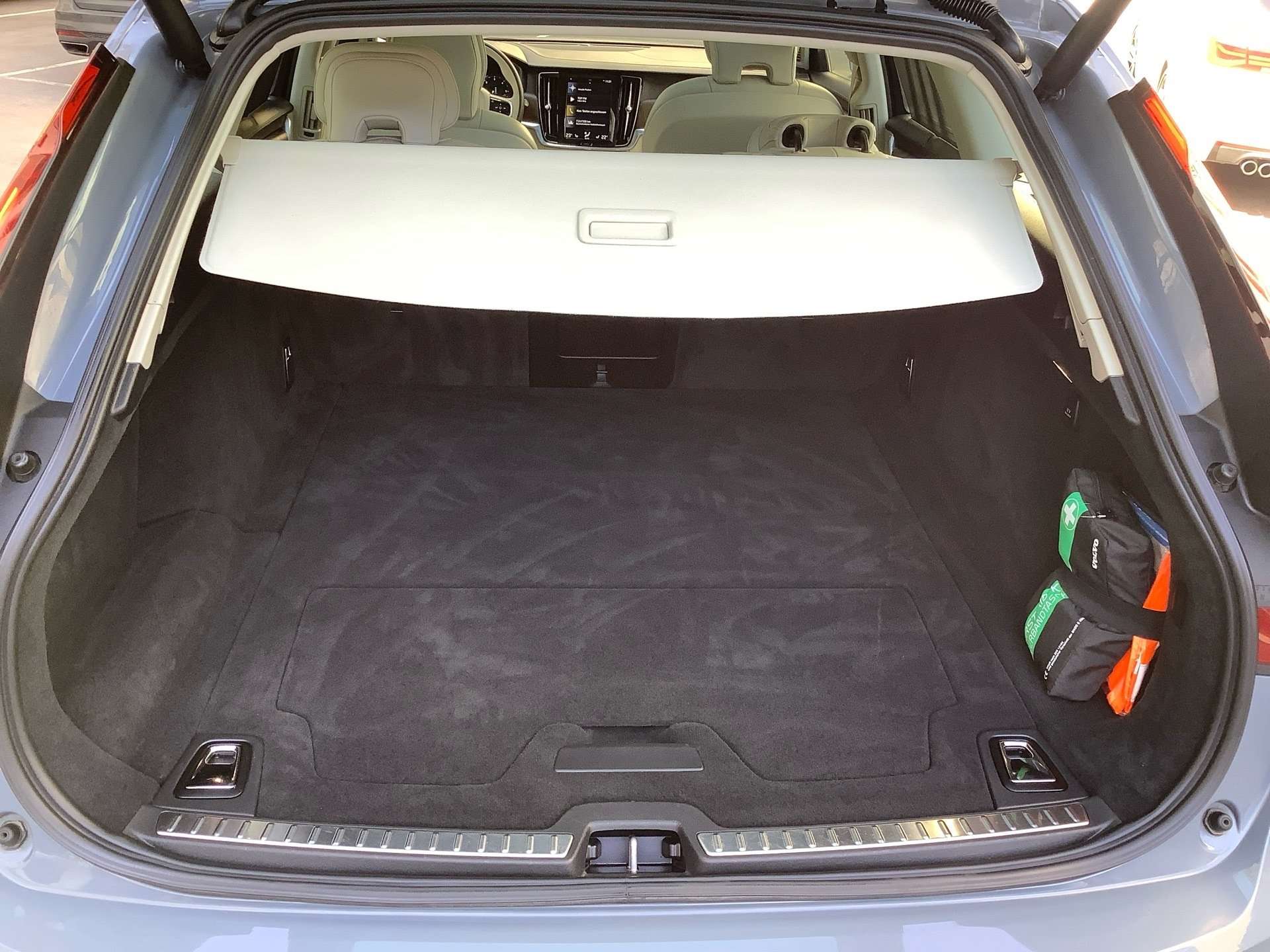 Volvo V90