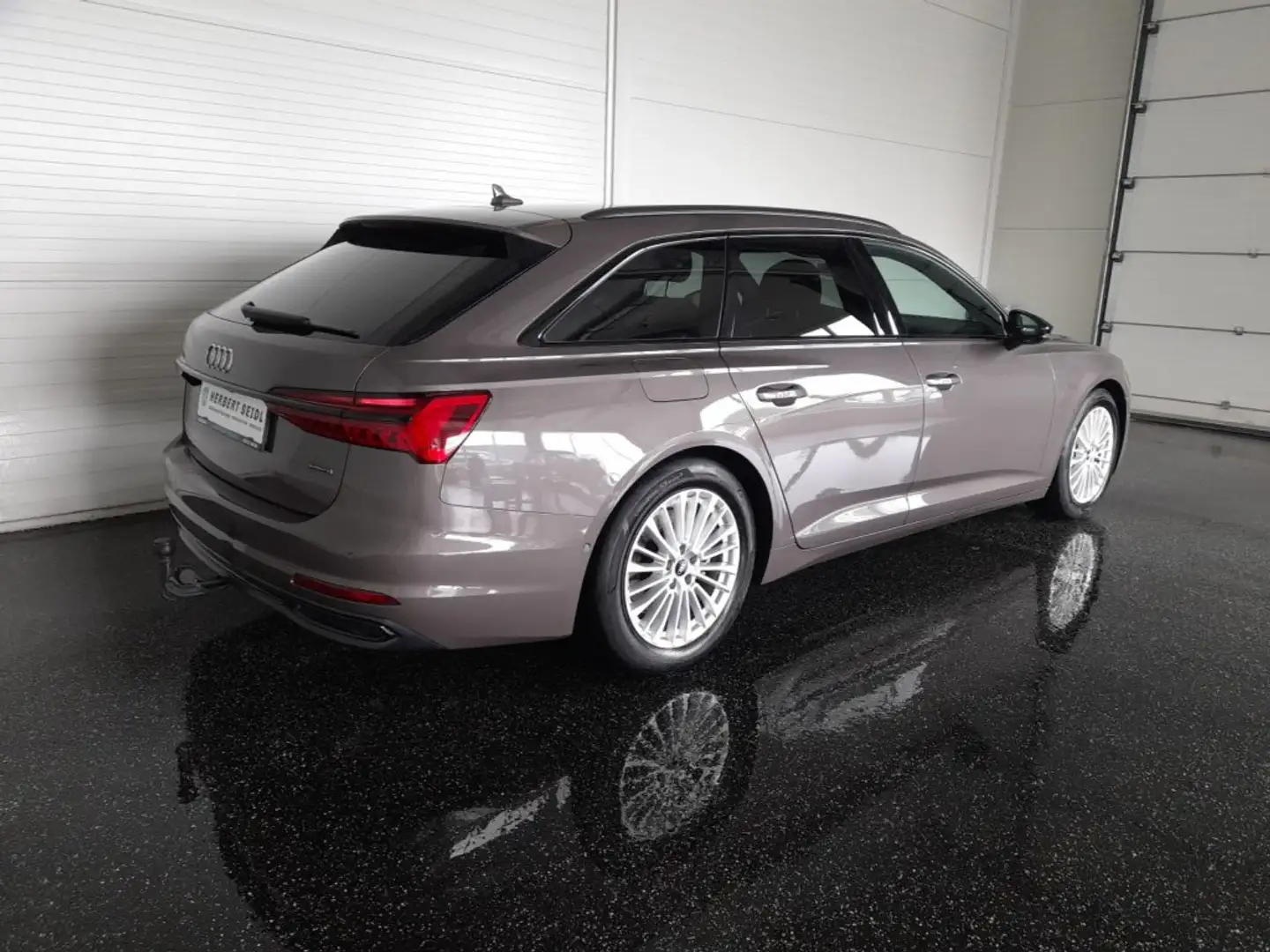 Audi QUATTRO A6 Avant DESIGN 50 TFSIe quattro PHEV S-tr *MATRIX LED / NAVI / VIRTUELL / HEAD-UP / AHV & KAMERA / ACC / 4-ZONEN-KLIMA / Braun - 2