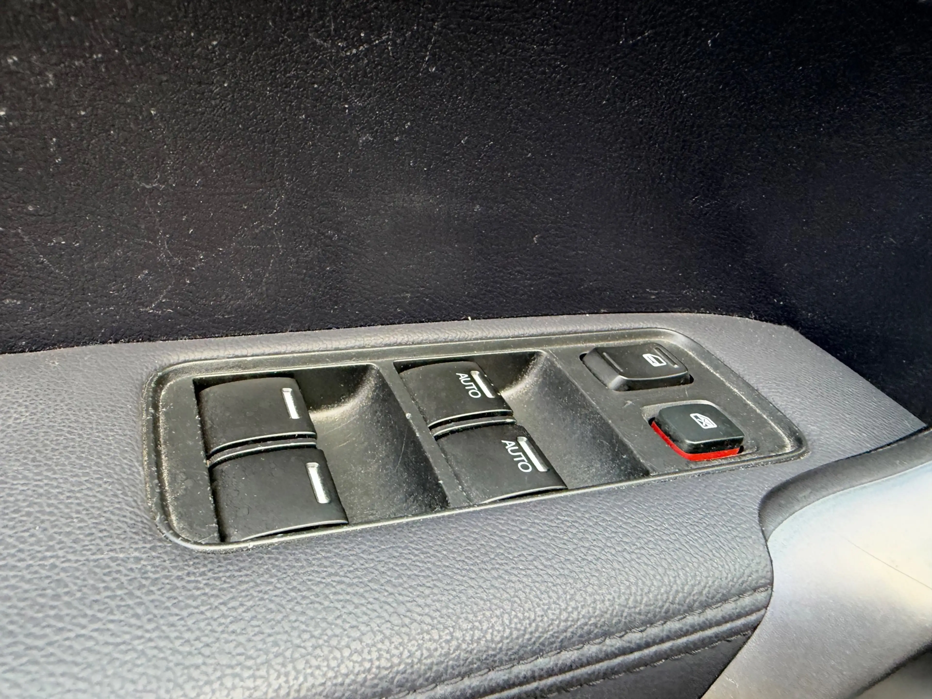 Honda CR-V 2.0i Executive / Pano / Navi / Leder / PDC / Camer — photo 23