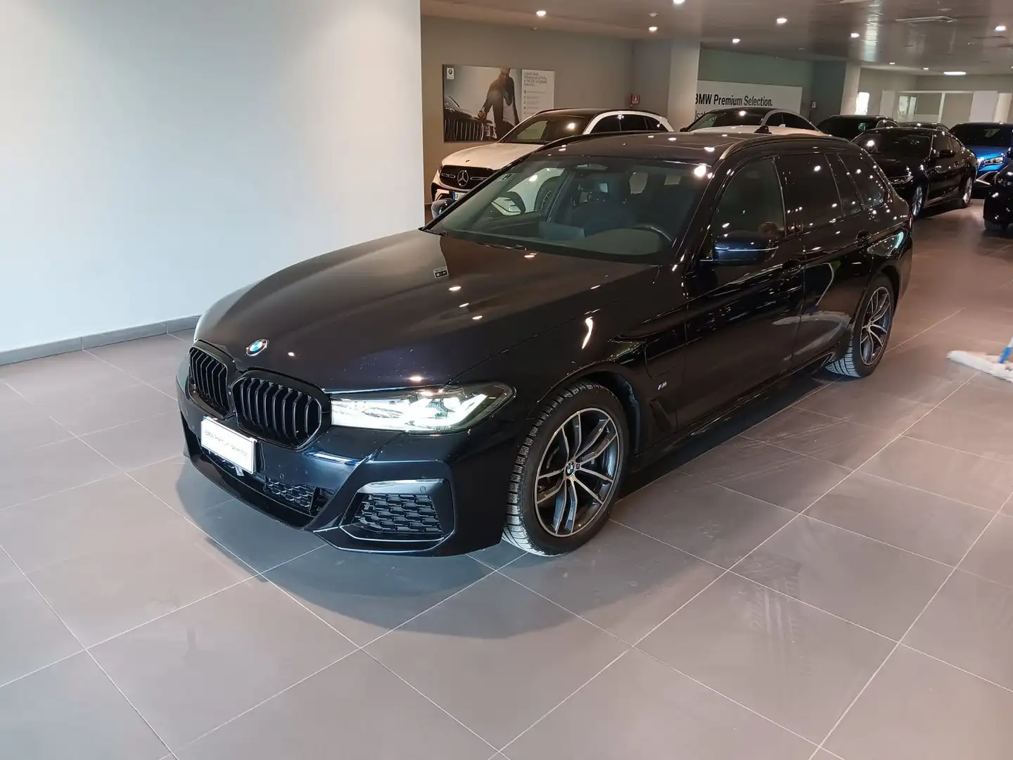 BMW 530 530e Touring xdrive Msport auto Noir - 1