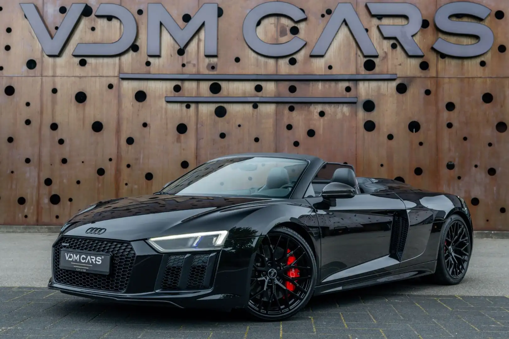 Audi R8 Spyder 5.2 FSI Quattro *Ceramic *Sportabgas * Schwarz - 1