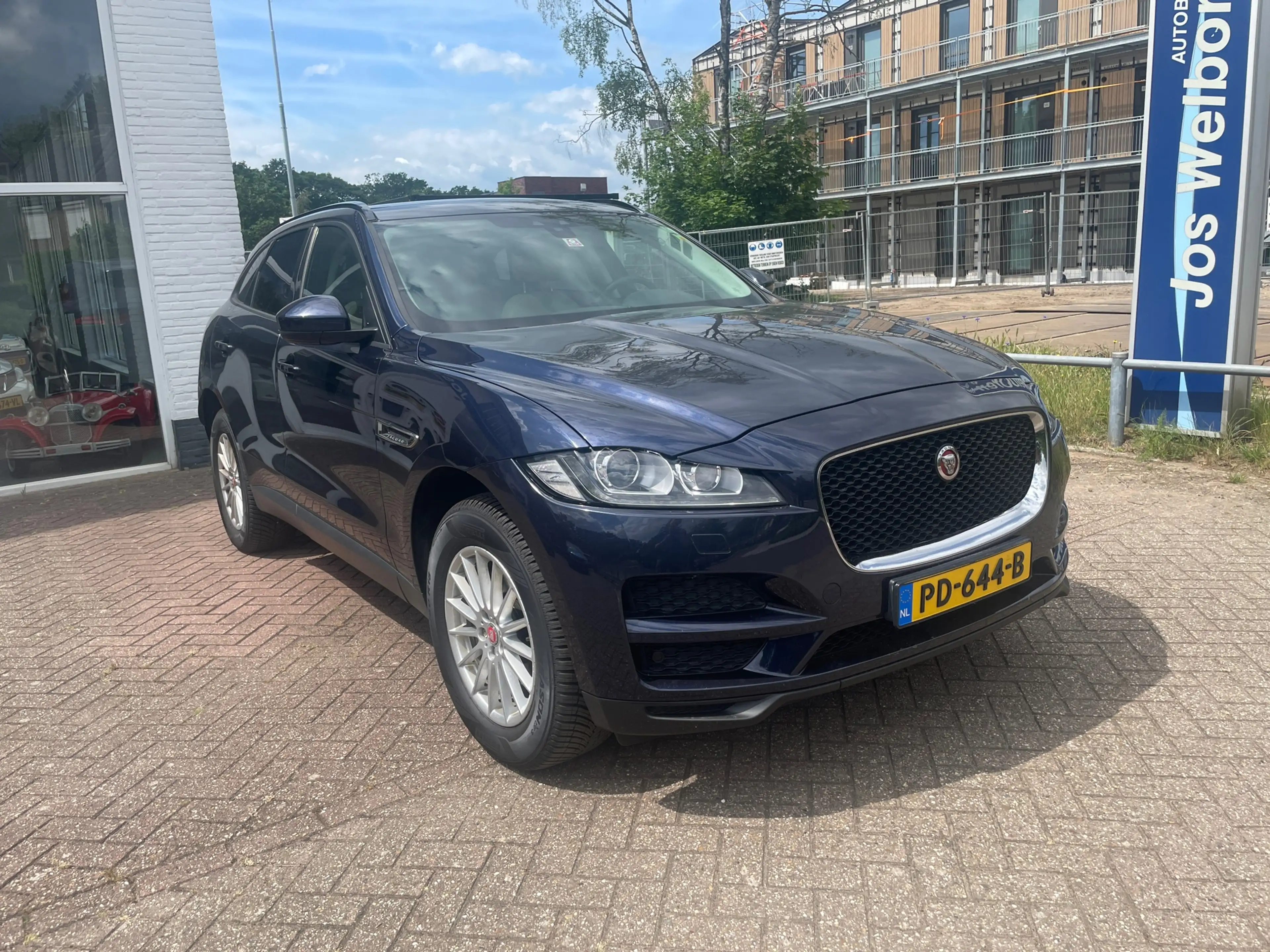 Jaguar F-Pace 2.0 Portfolio 20d — photo 2
