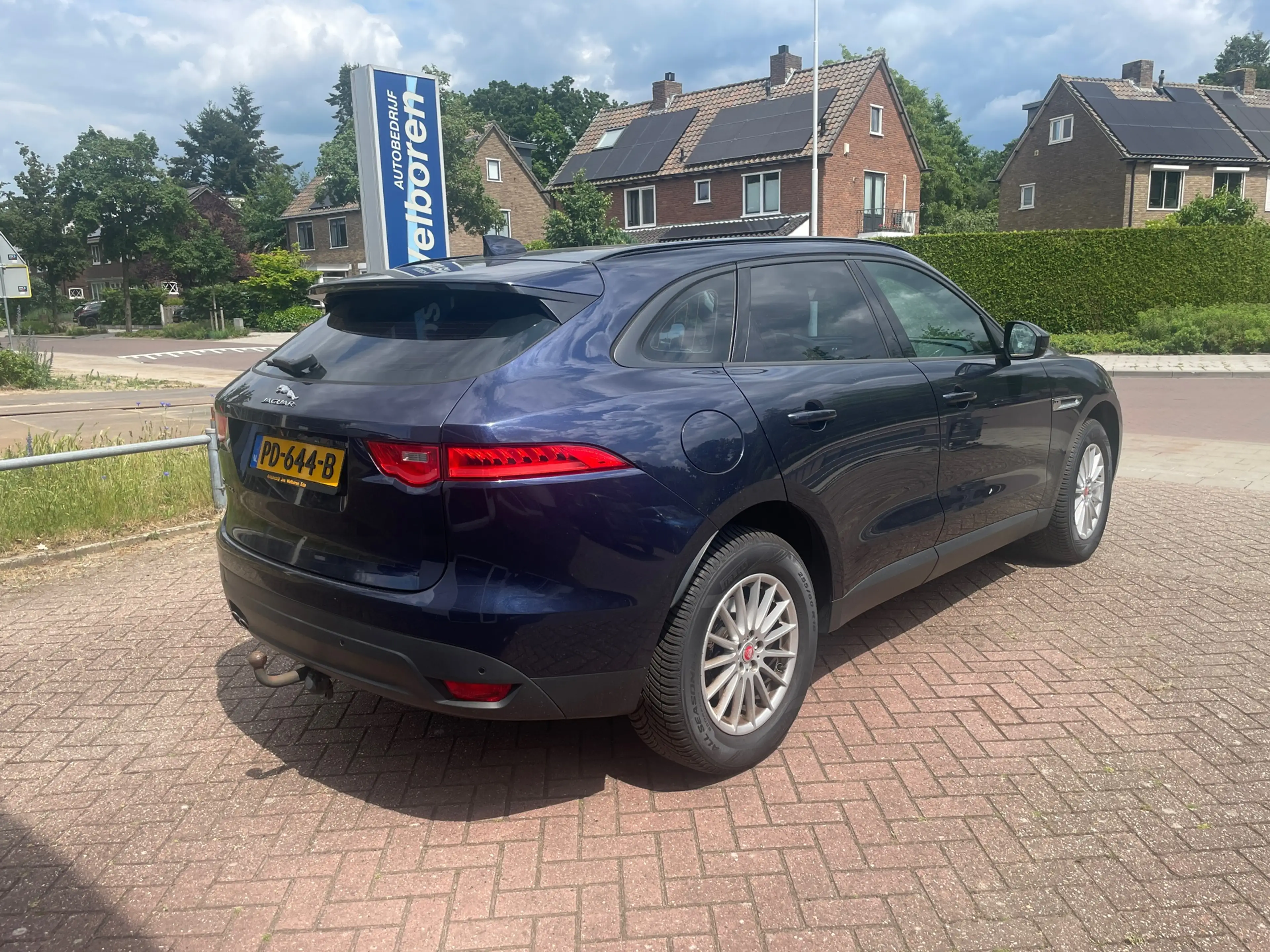 Jaguar F-Pace 2.0 Portfolio 20d — photo 3