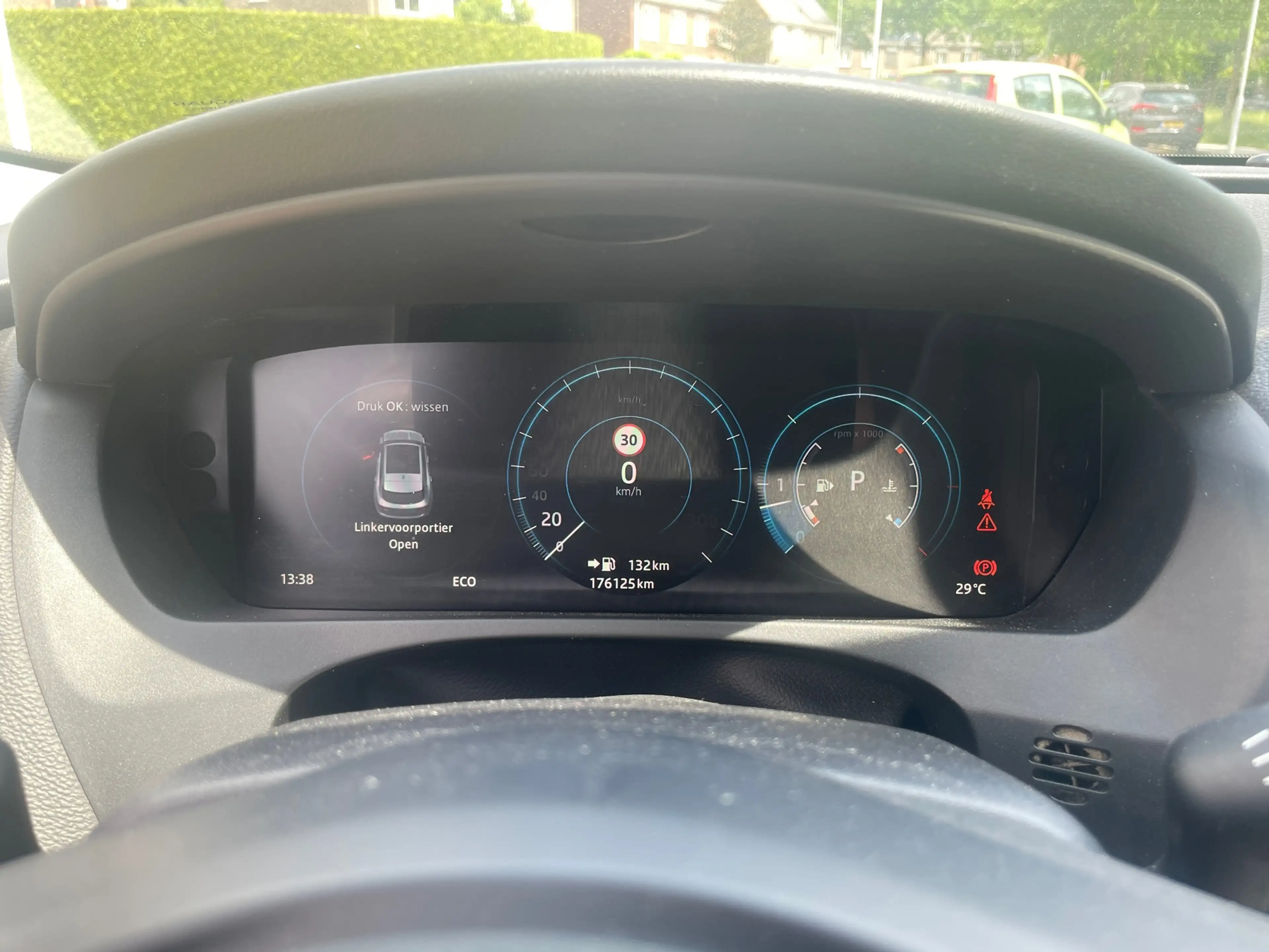 Jaguar F-Pace 2.0 Portfolio 20d — photo 15
