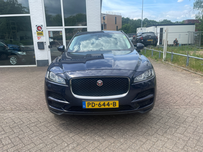Jaguar F-Pace 2.0 Portfolio 20d — photo 5