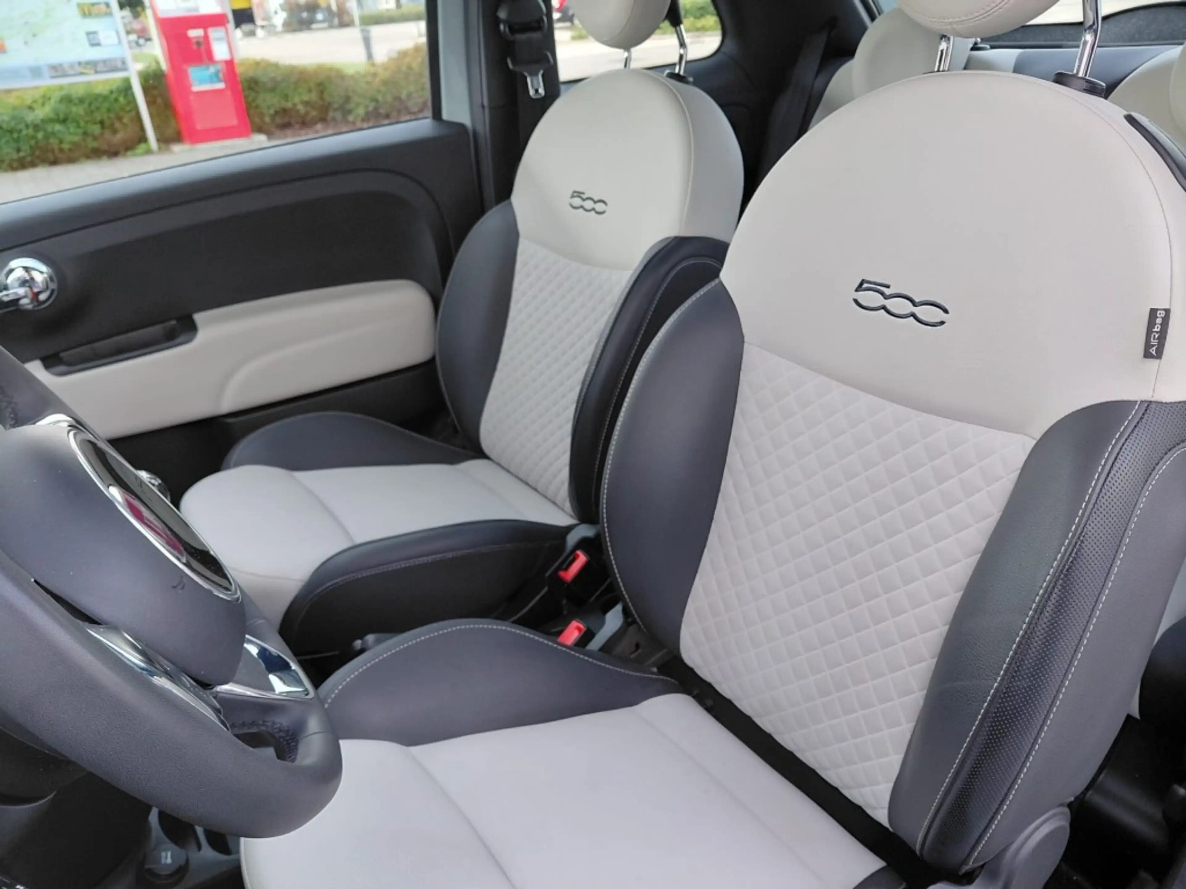 Fiat 500 1.0 HYBRID DOLCEVITA PANORAMADAK CRUISE — photo 3