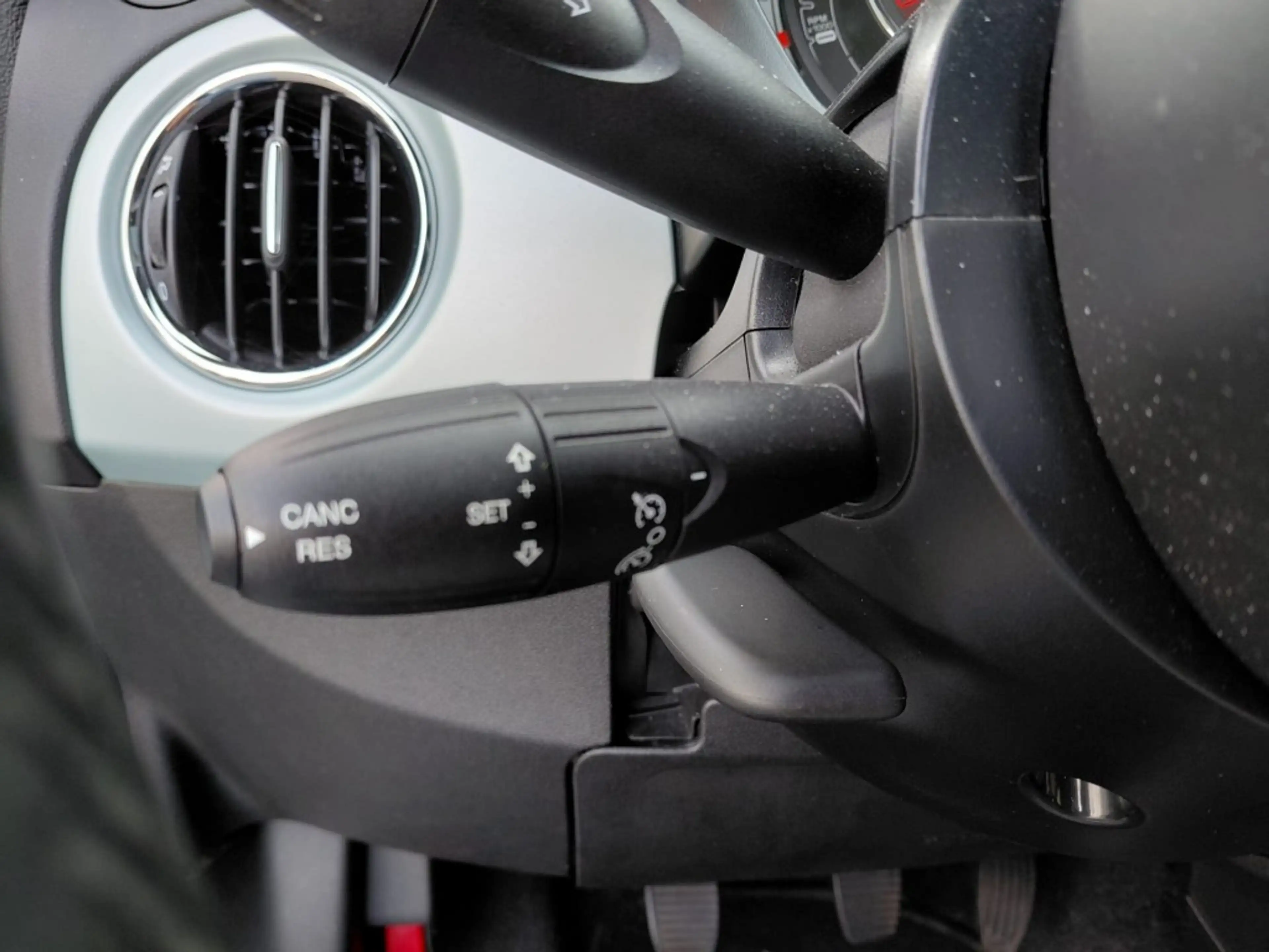 Fiat 500 1.0 HYBRID DOLCEVITA PANORAMADAK CRUISE — photo 15