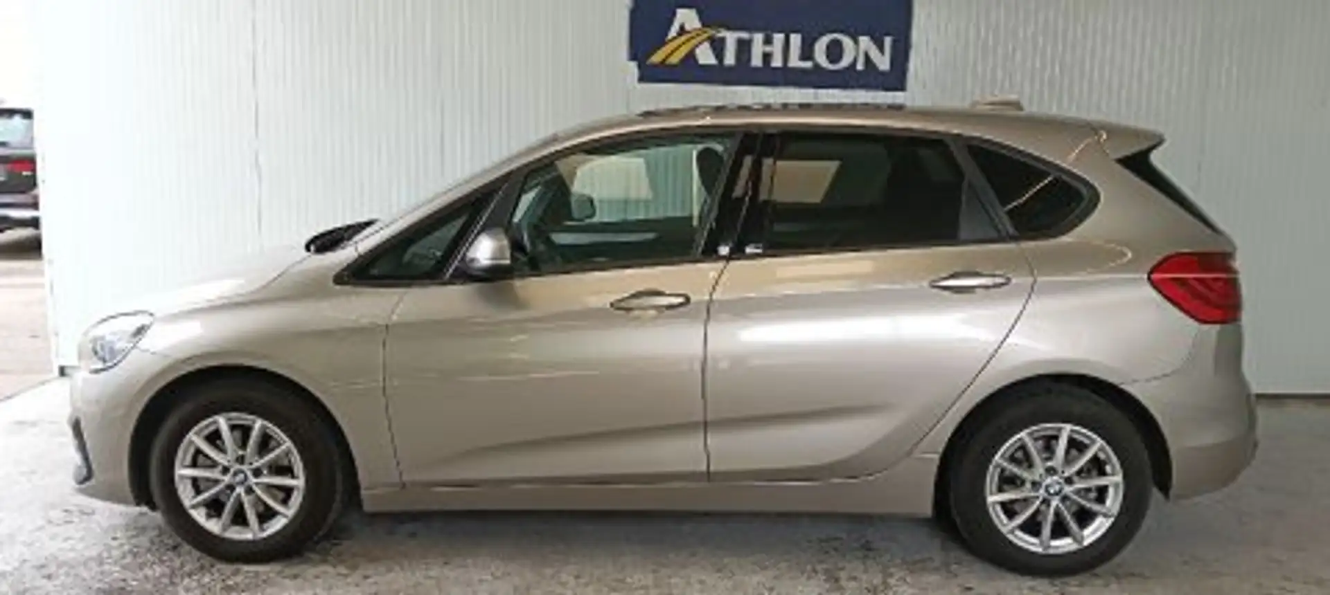 BMW 216 216d Active Tourer Business Braun - 2