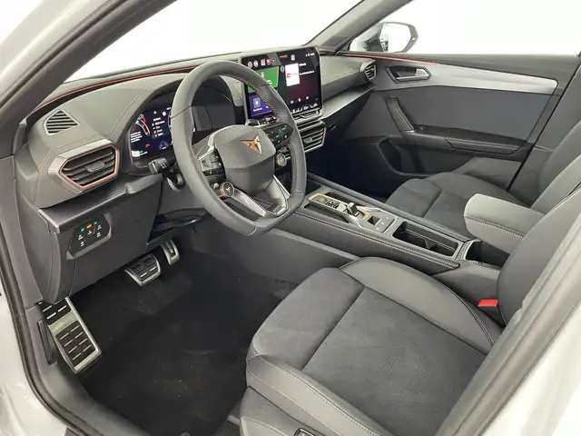 Cupra Leon view 8