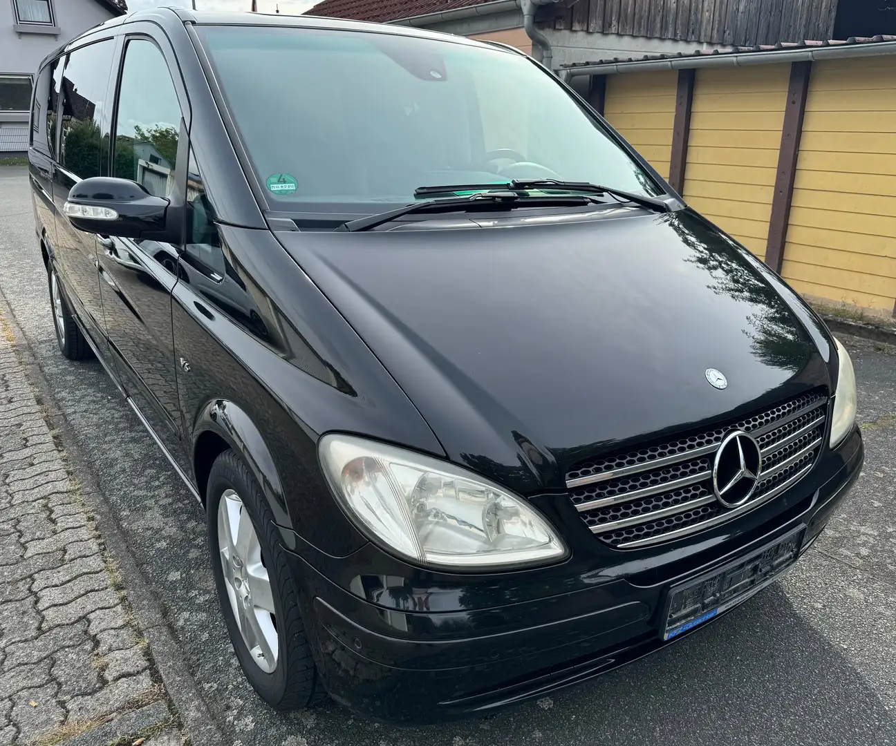 Mercedes-Benz Viano 3.0 CDI V6 extralang Automatik Trend DPF AHK 8Sitz Schwarz - 2