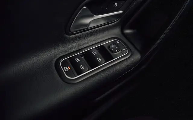 Mercedes-Benz A view 12