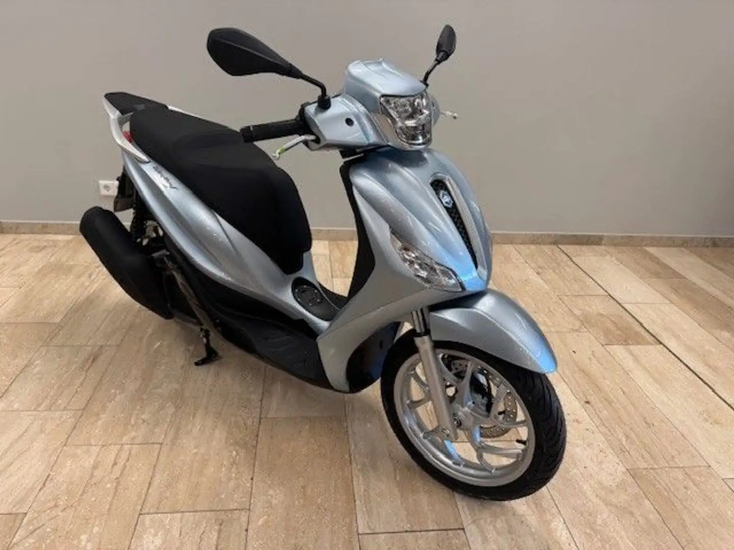 Piaggio Medley 125 E5+ ---Hauspreis Gri - 1